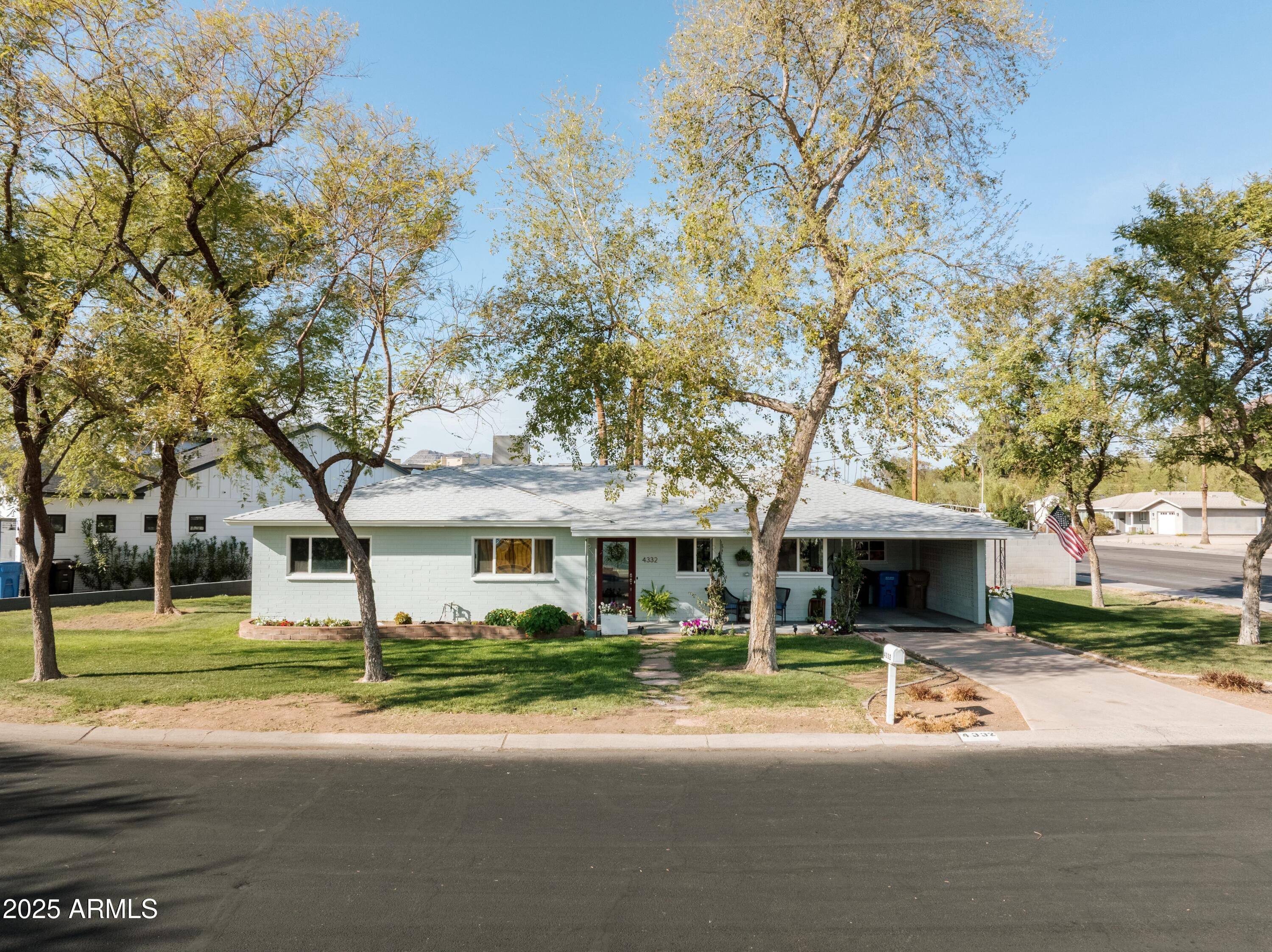 4332 E Calle Redonda Street