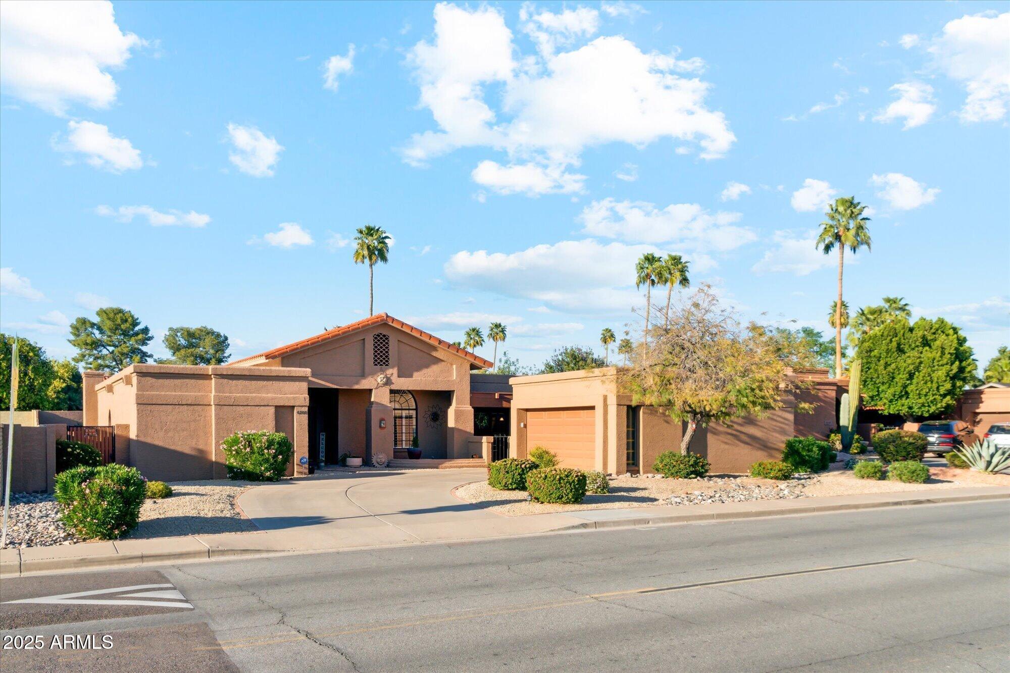 6208 E PARADISE Lane