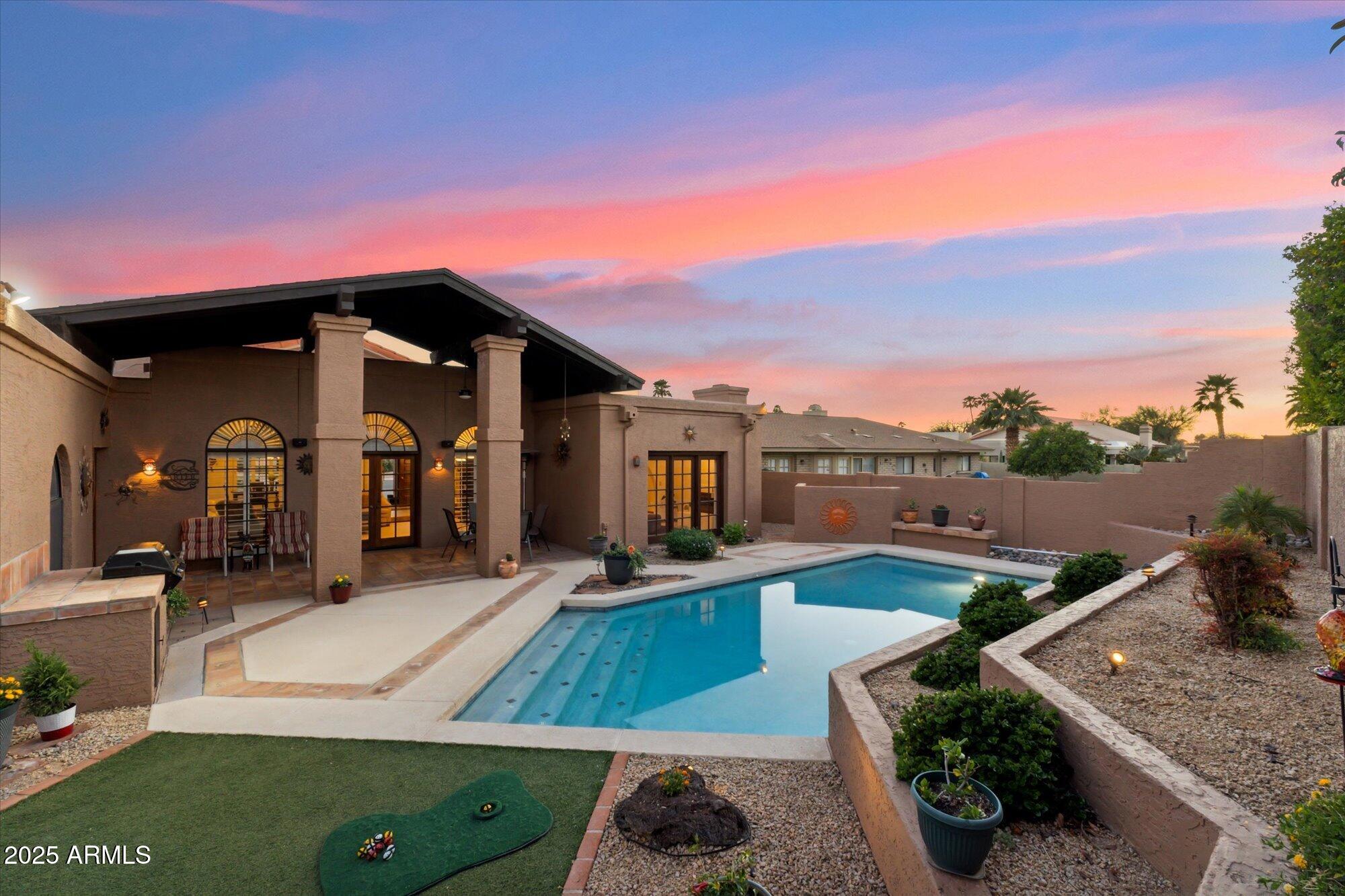 6208 E PARADISE Lane