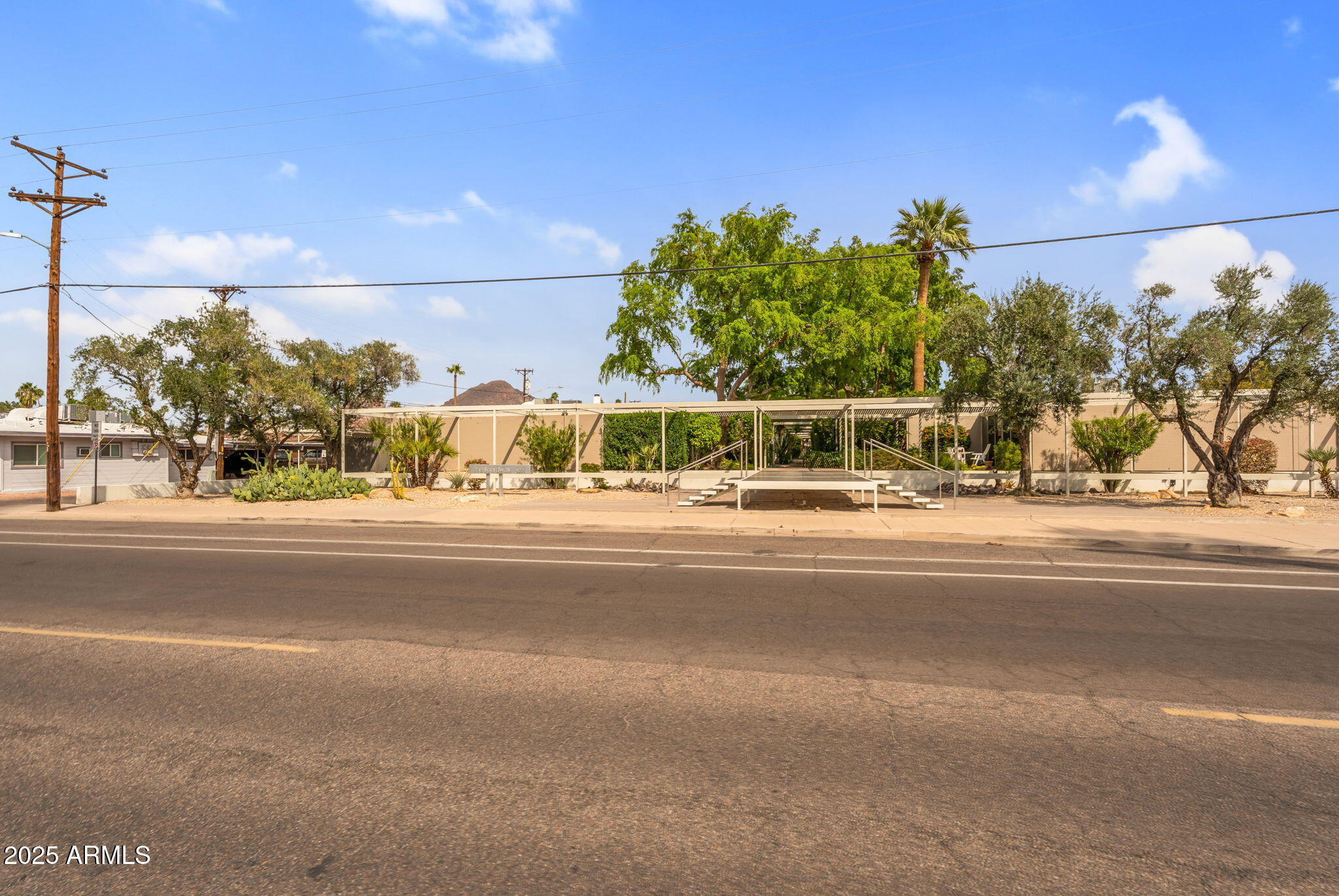 4225 N 36TH Street, 24