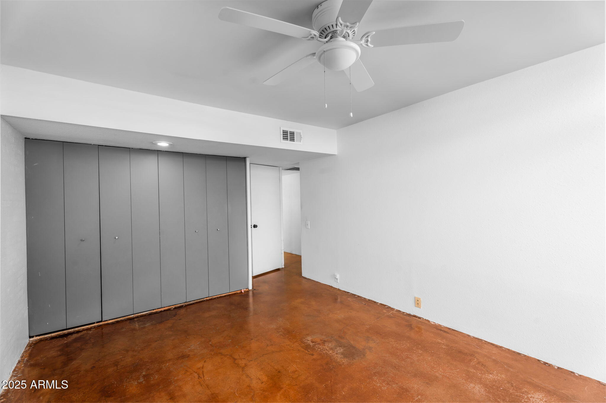 4225 N 36TH Street, 24