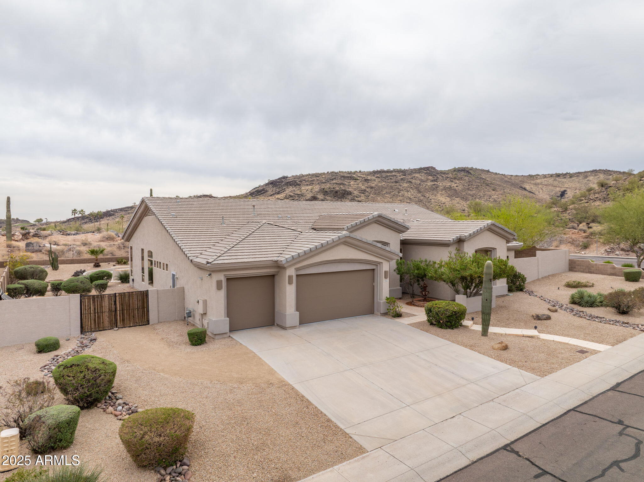 23601 N 55TH Drive