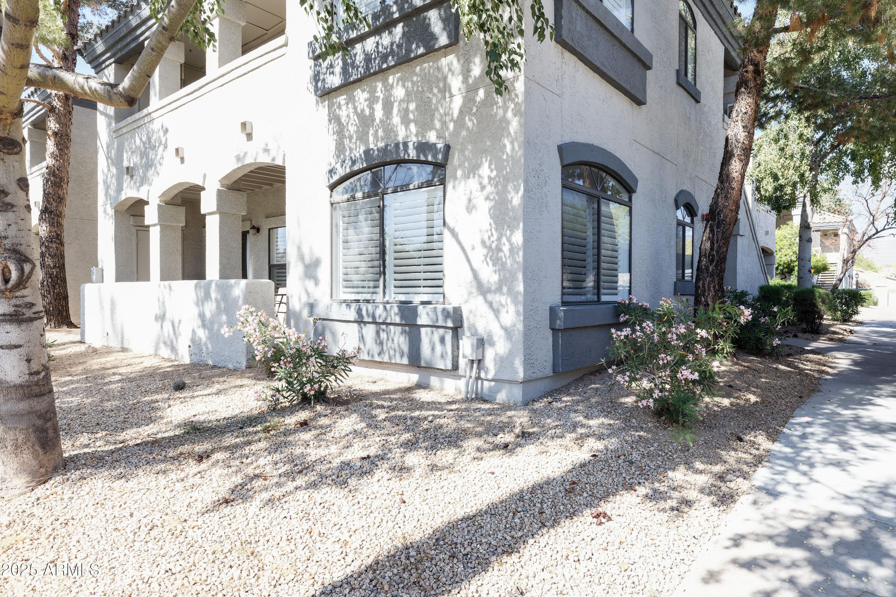 15095 N THOMPSON PEAK Parkway, 1012