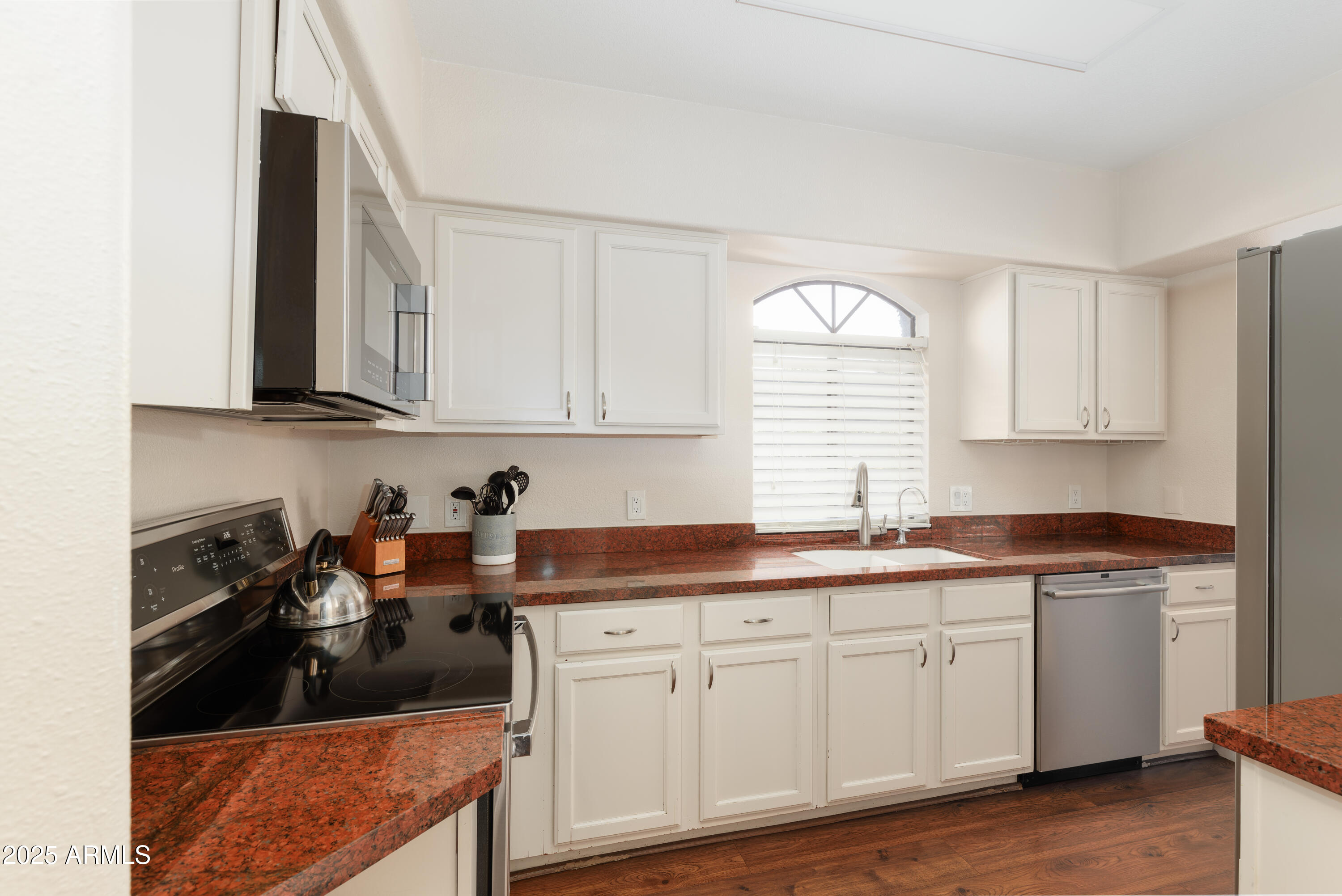 15095 N THOMPSON PEAK Parkway, 1012