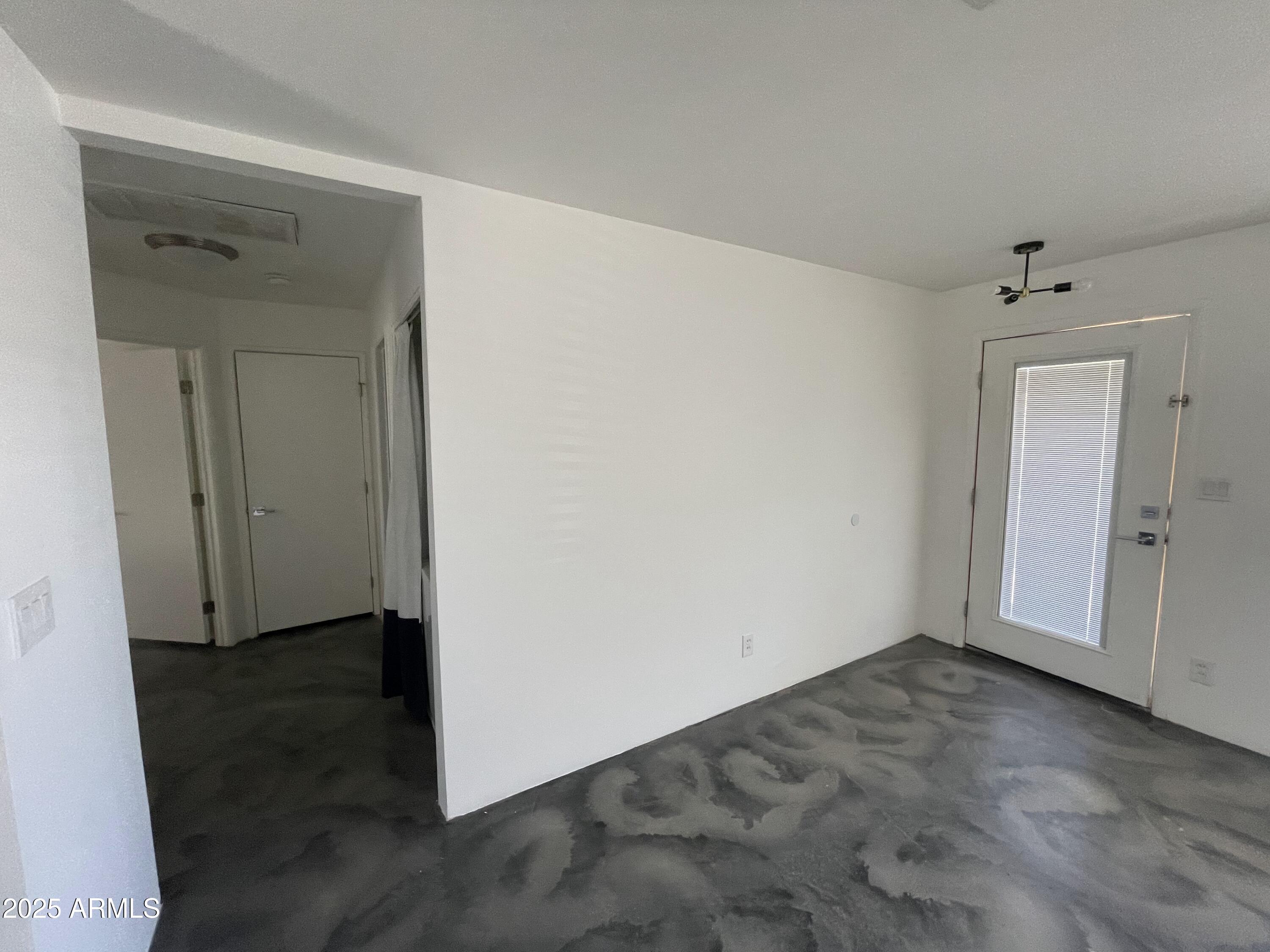 3416 N 37TH Street, 8