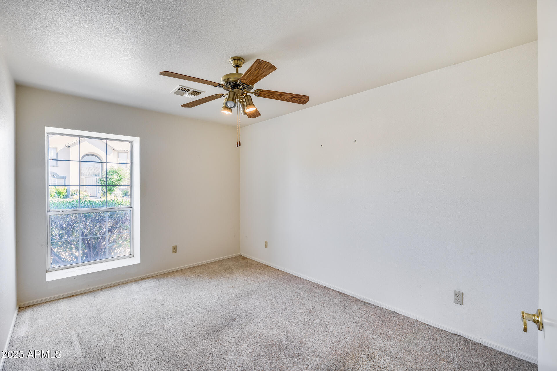 4001 E Rosemonte Drive