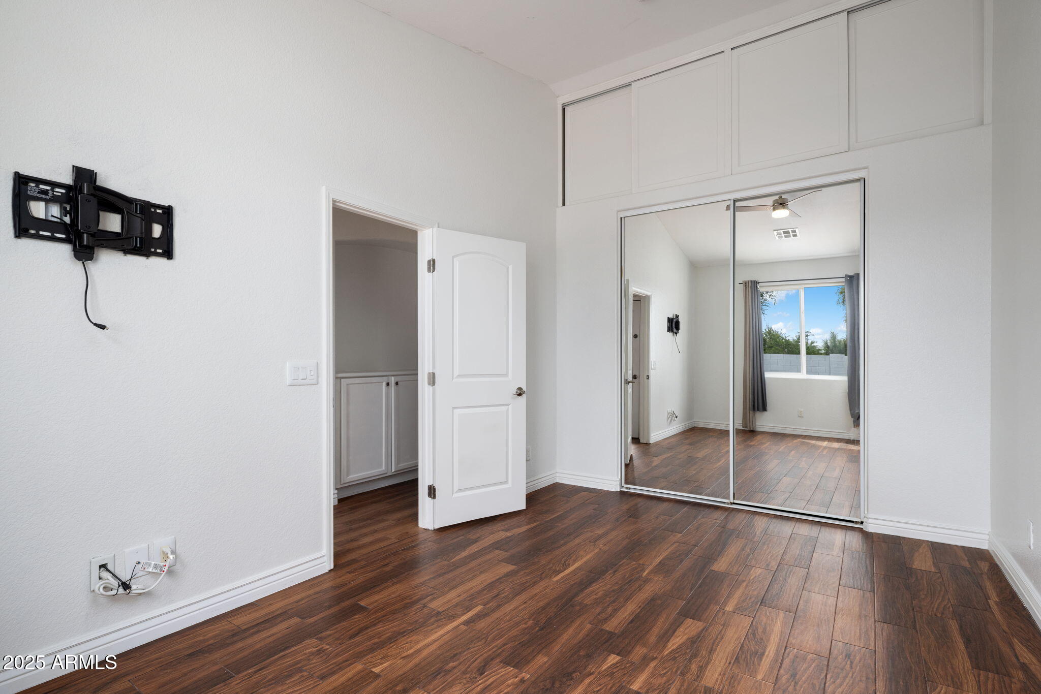 16131 W MARICOPA Street