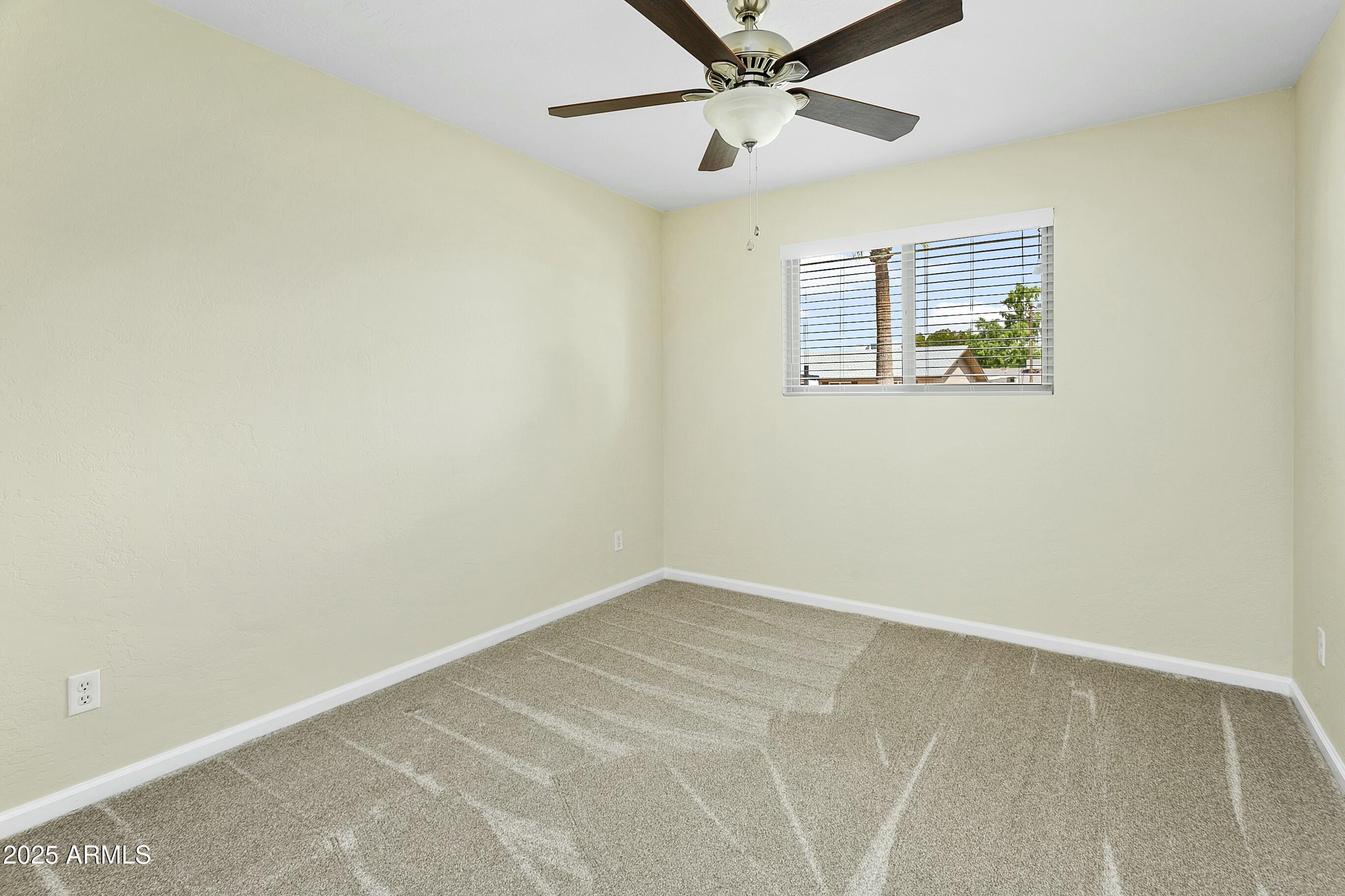 23 W FAIRMONT Drive