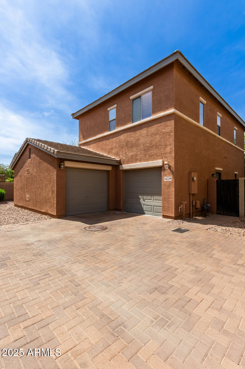 14239 W PORT ROYALE Lane