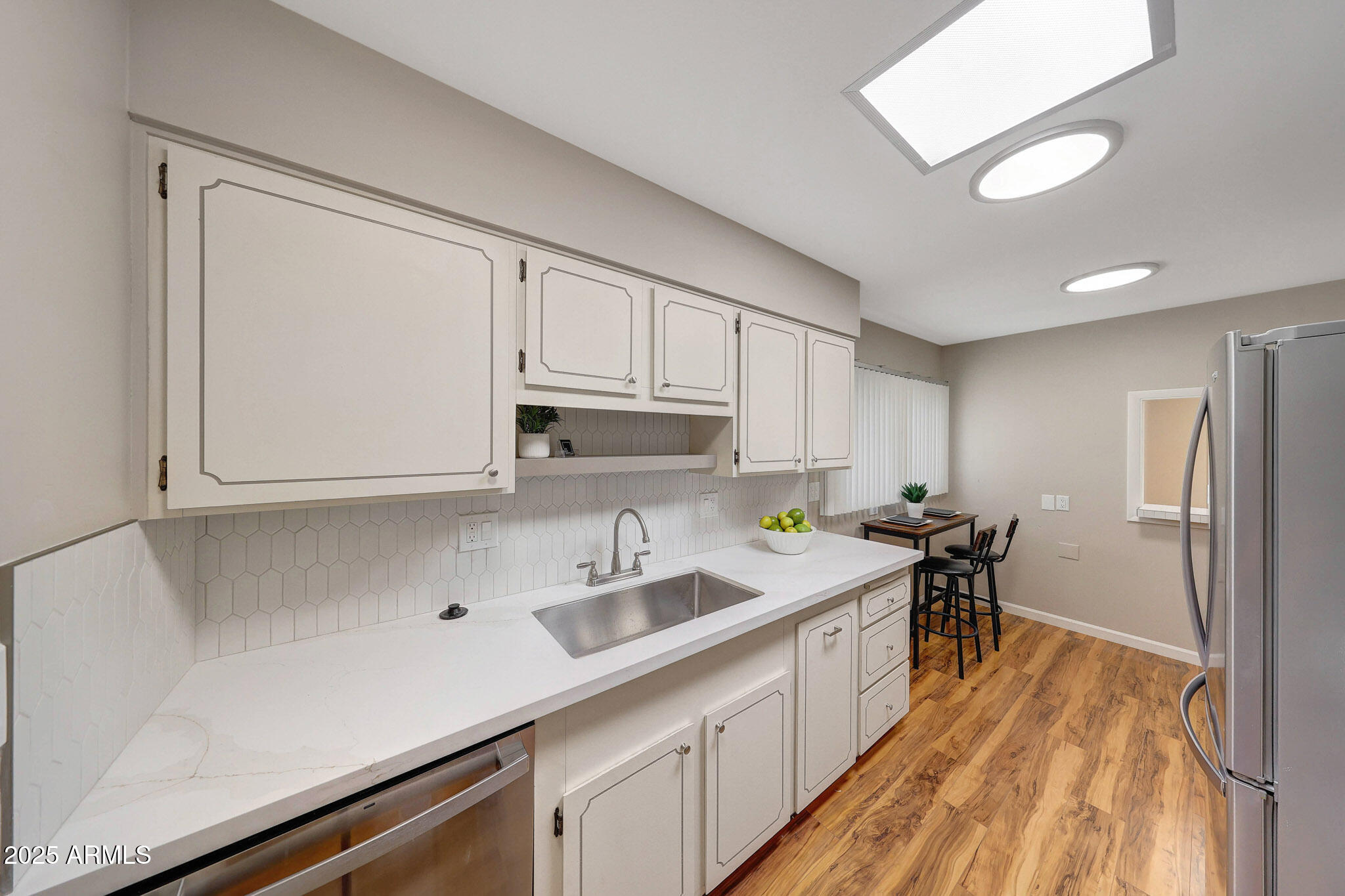 10713 W SANTA FE Drive