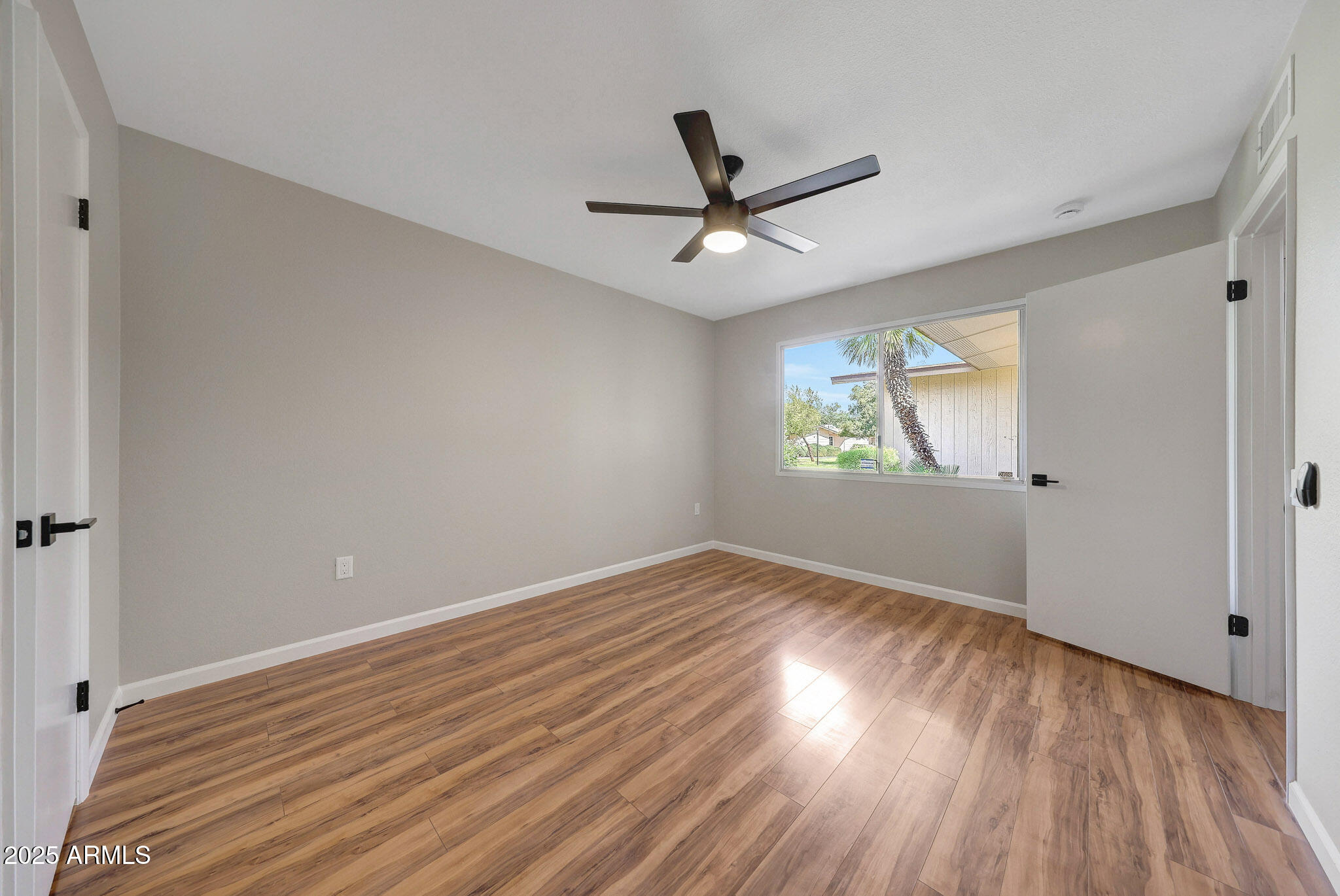 10713 W SANTA FE Drive