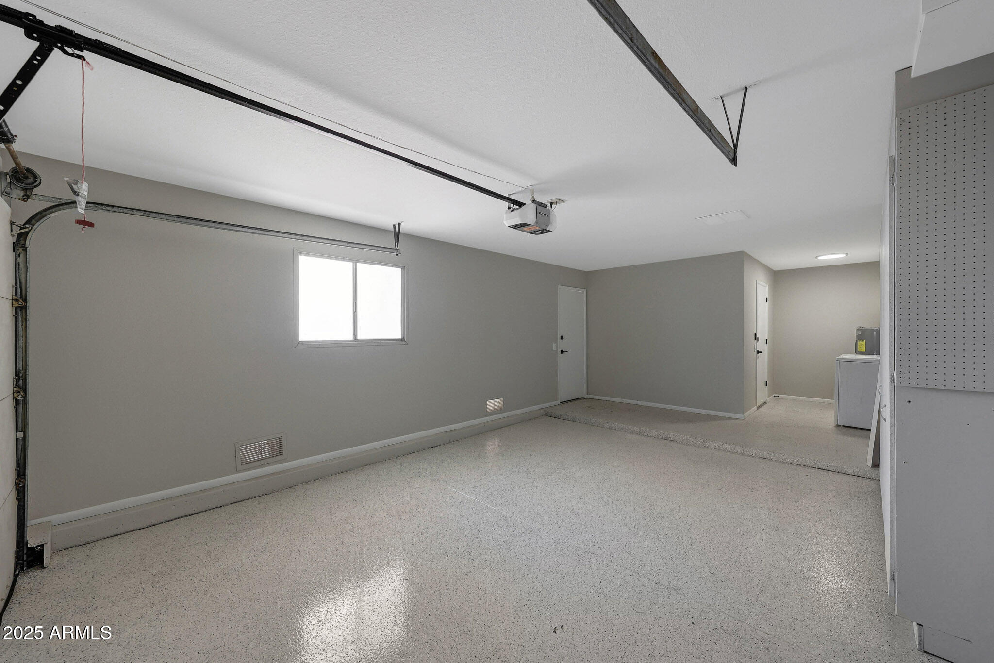 10713 W SANTA FE Drive