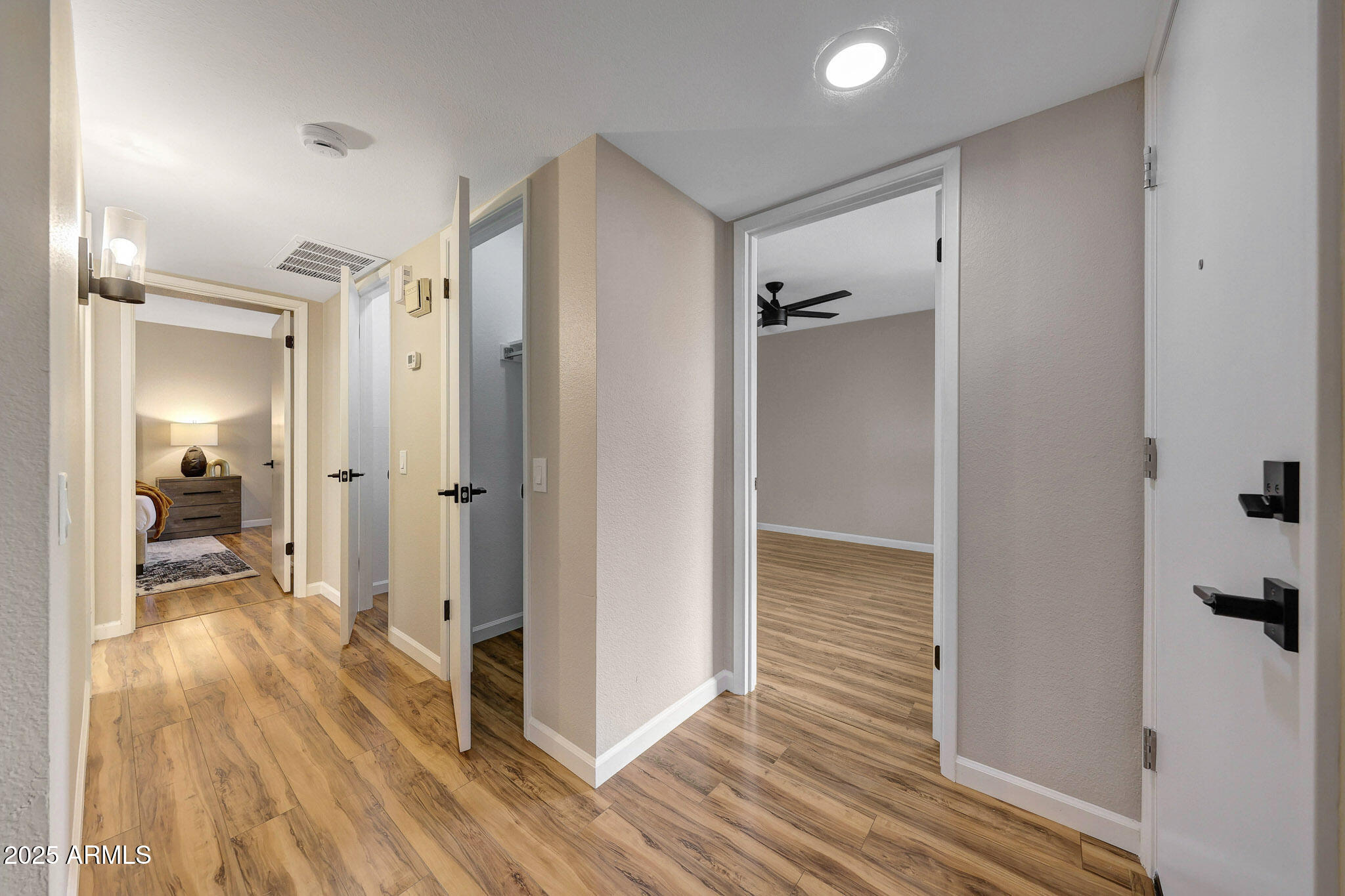 10713 W SANTA FE Drive