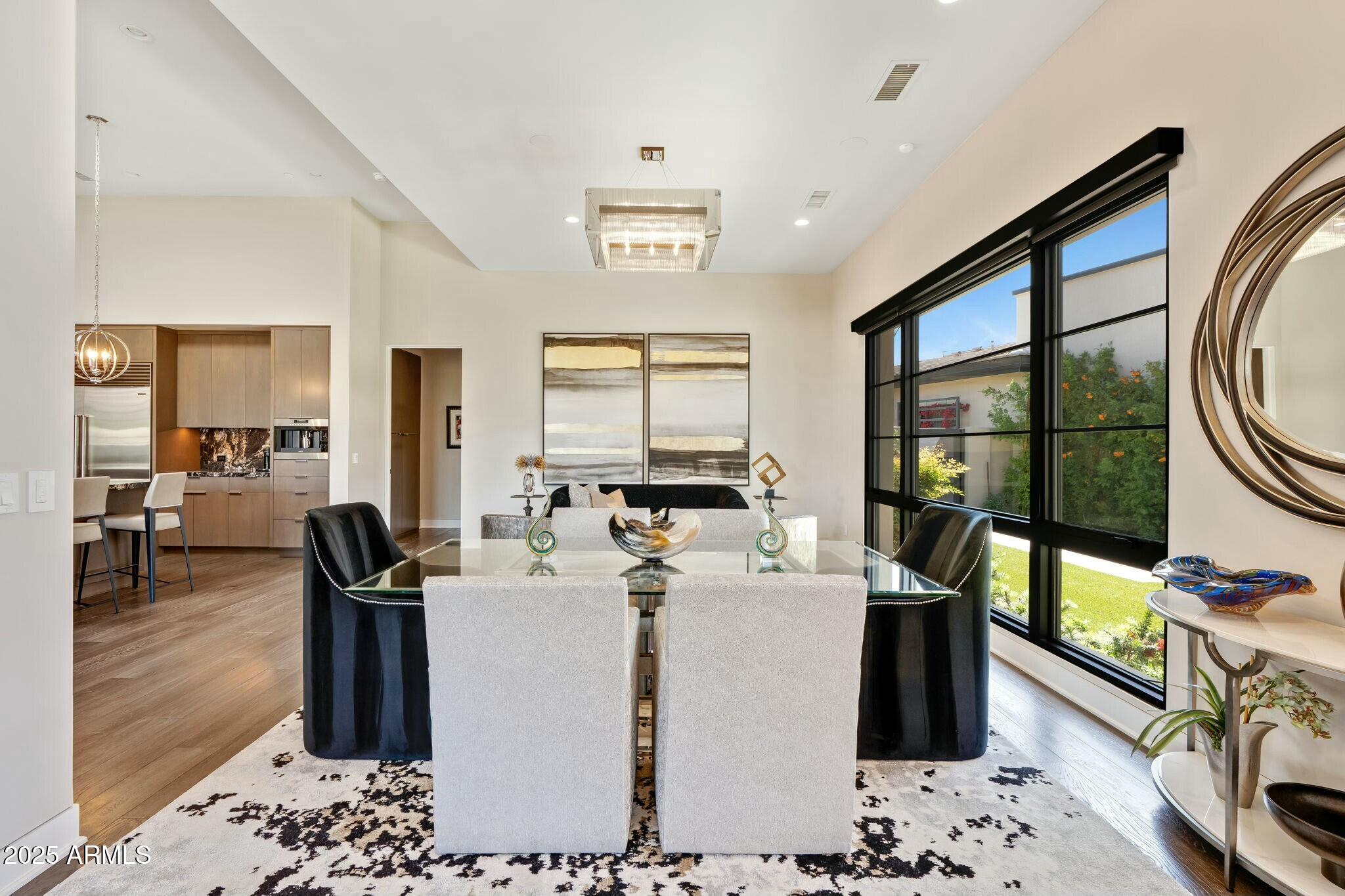 5728 E VILLAGE Drive