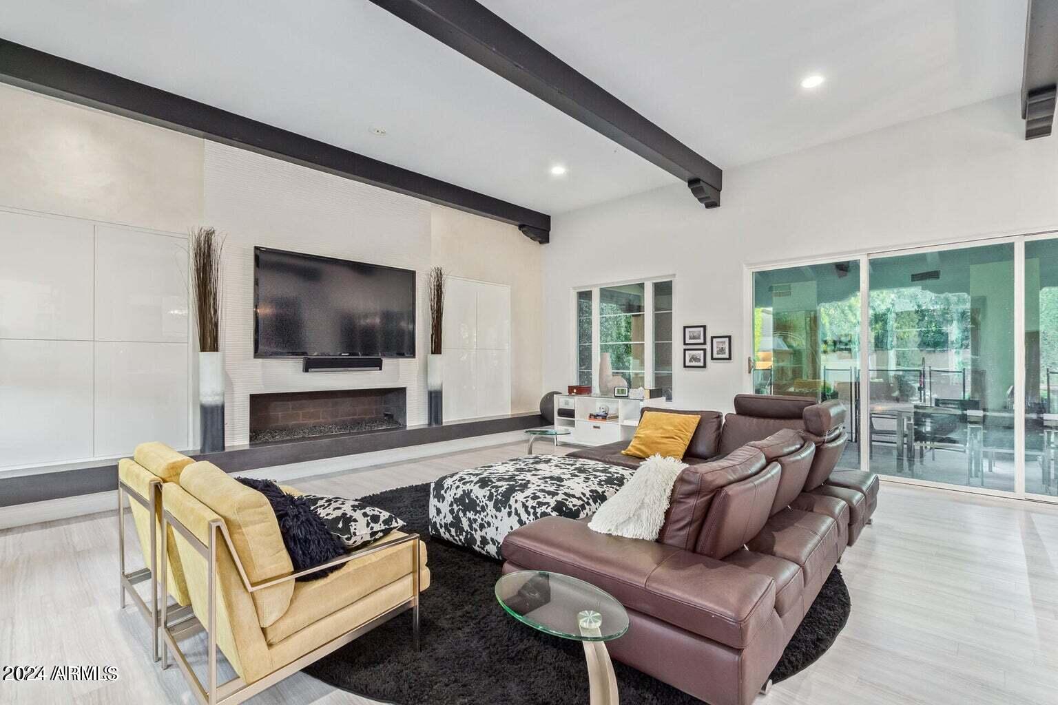8277 E WINGSPAN Way