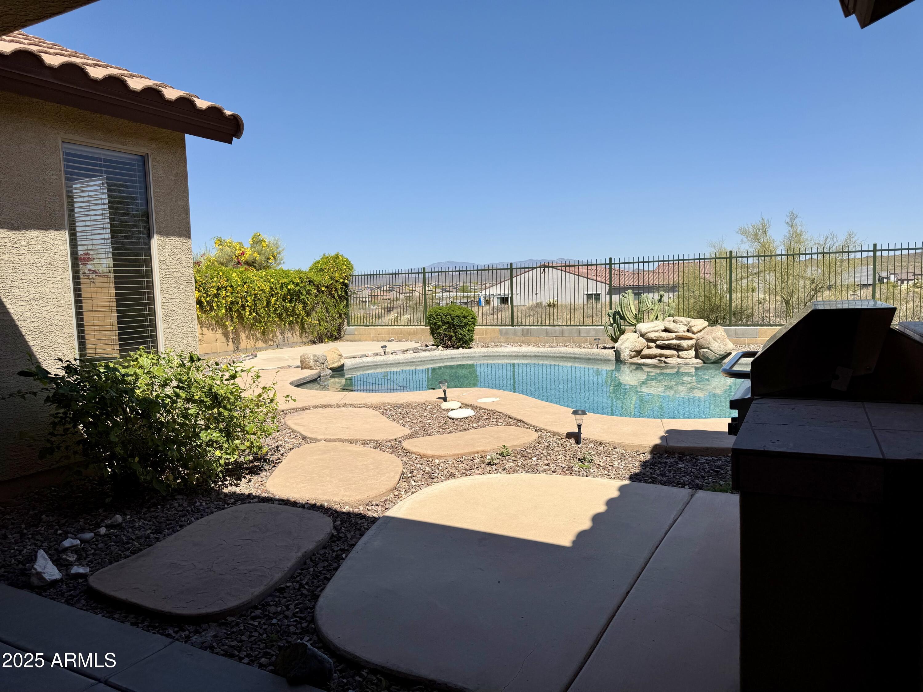 3518 W PLYMOUTH Drive