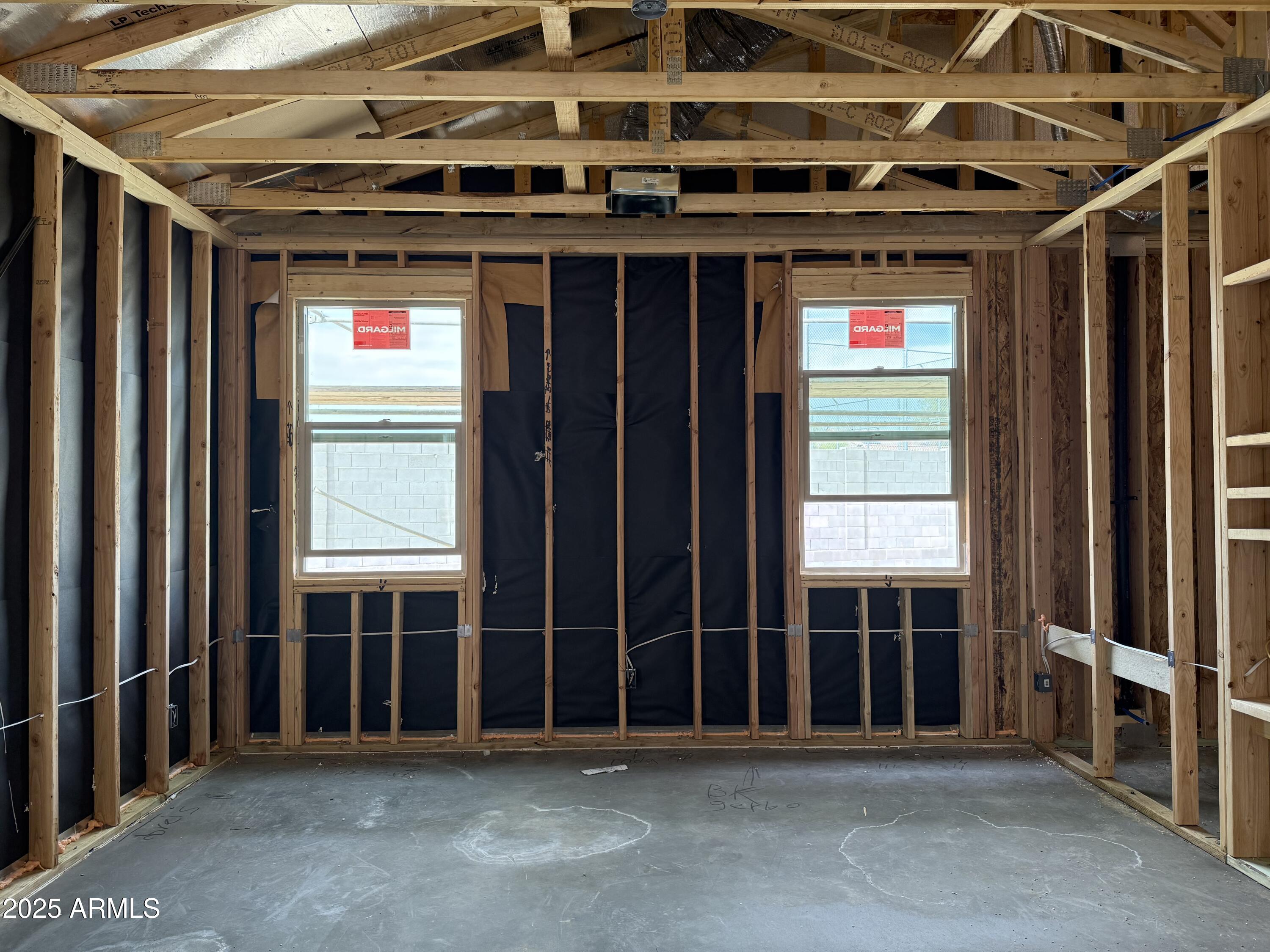 24072 W BOWKER Street