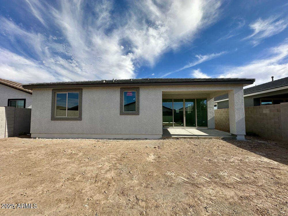 22816 E ROUNDUP Way