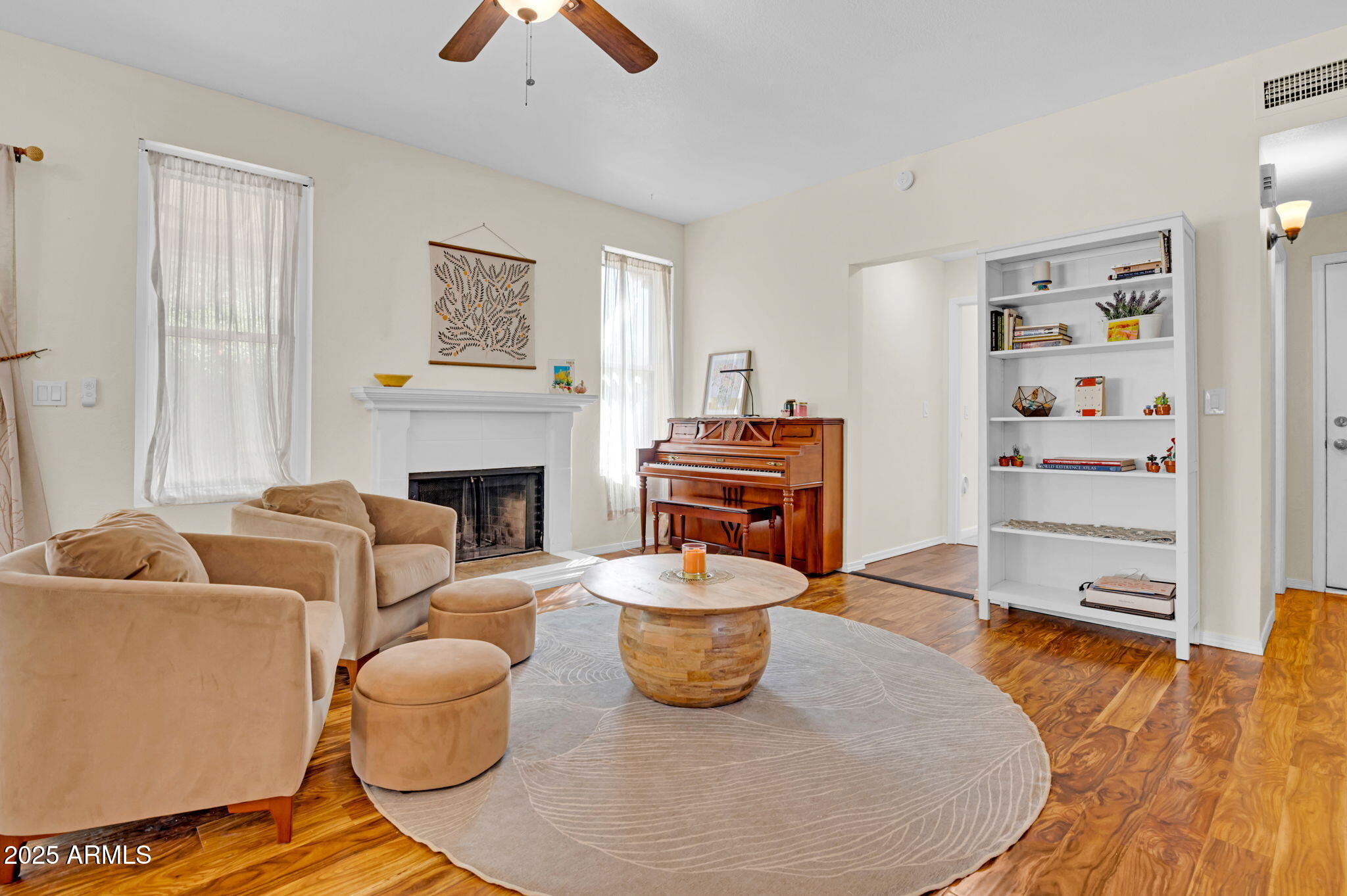 155 W KNOX Road