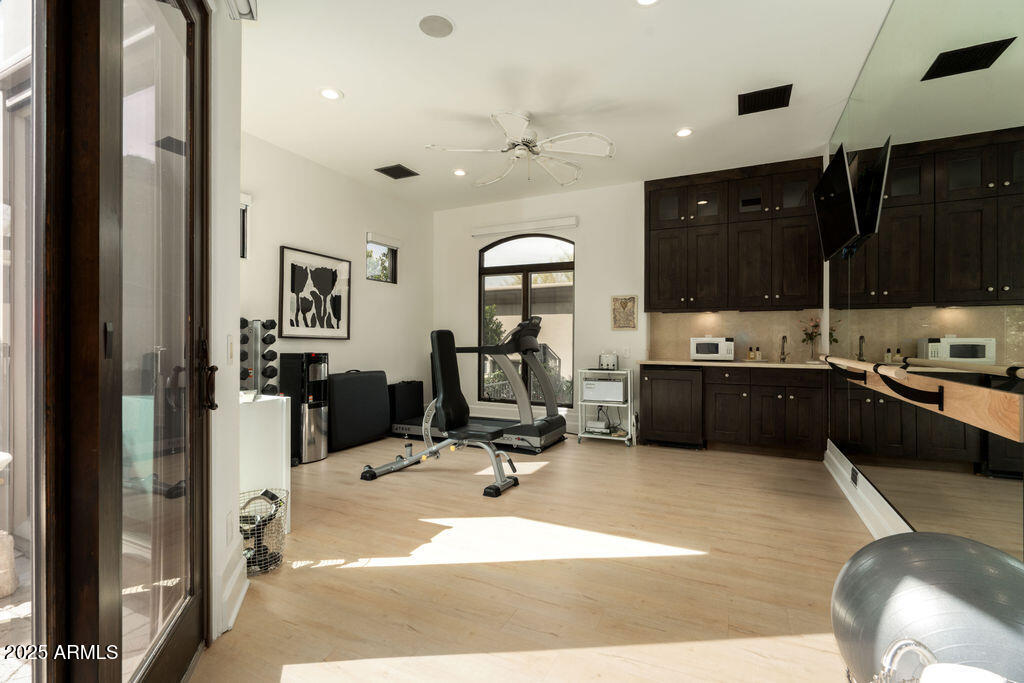 7801 N SAGUARO Drive