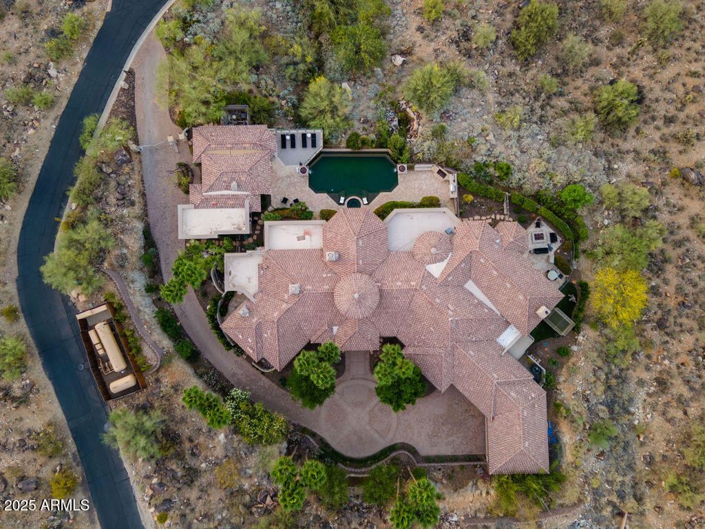 7801 N SAGUARO Drive