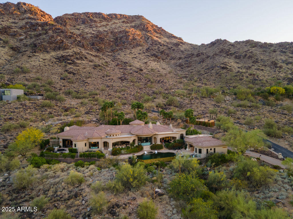 7801 N SAGUARO Drive