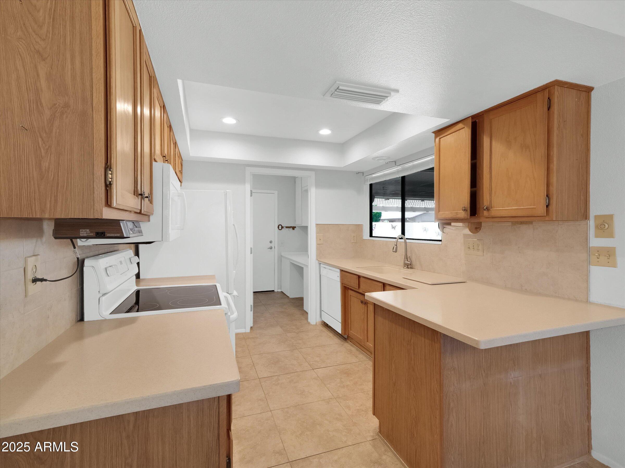 18406 N Spanish Garden Drive