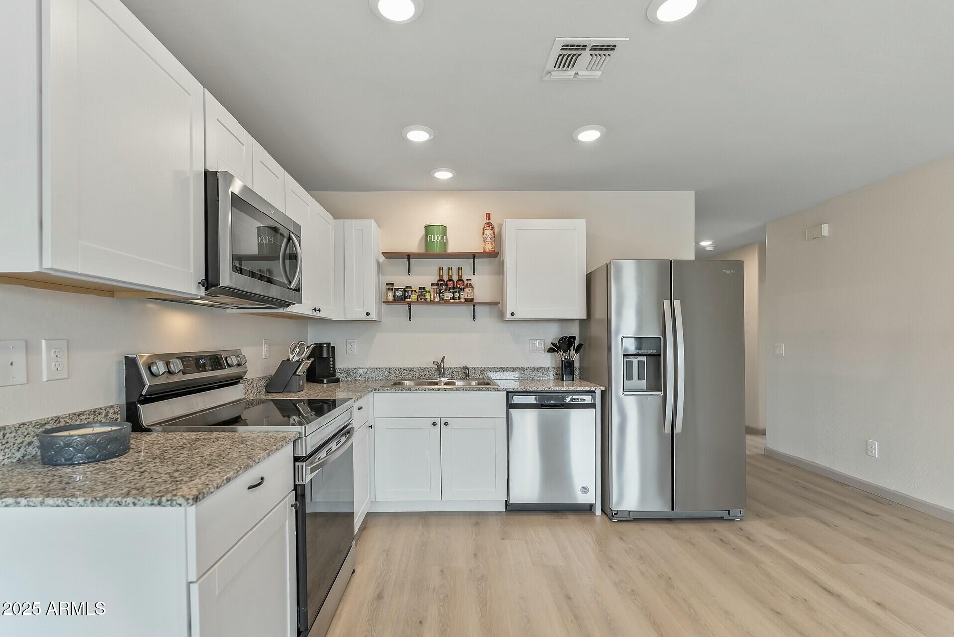 459 BRANDEIS Drive