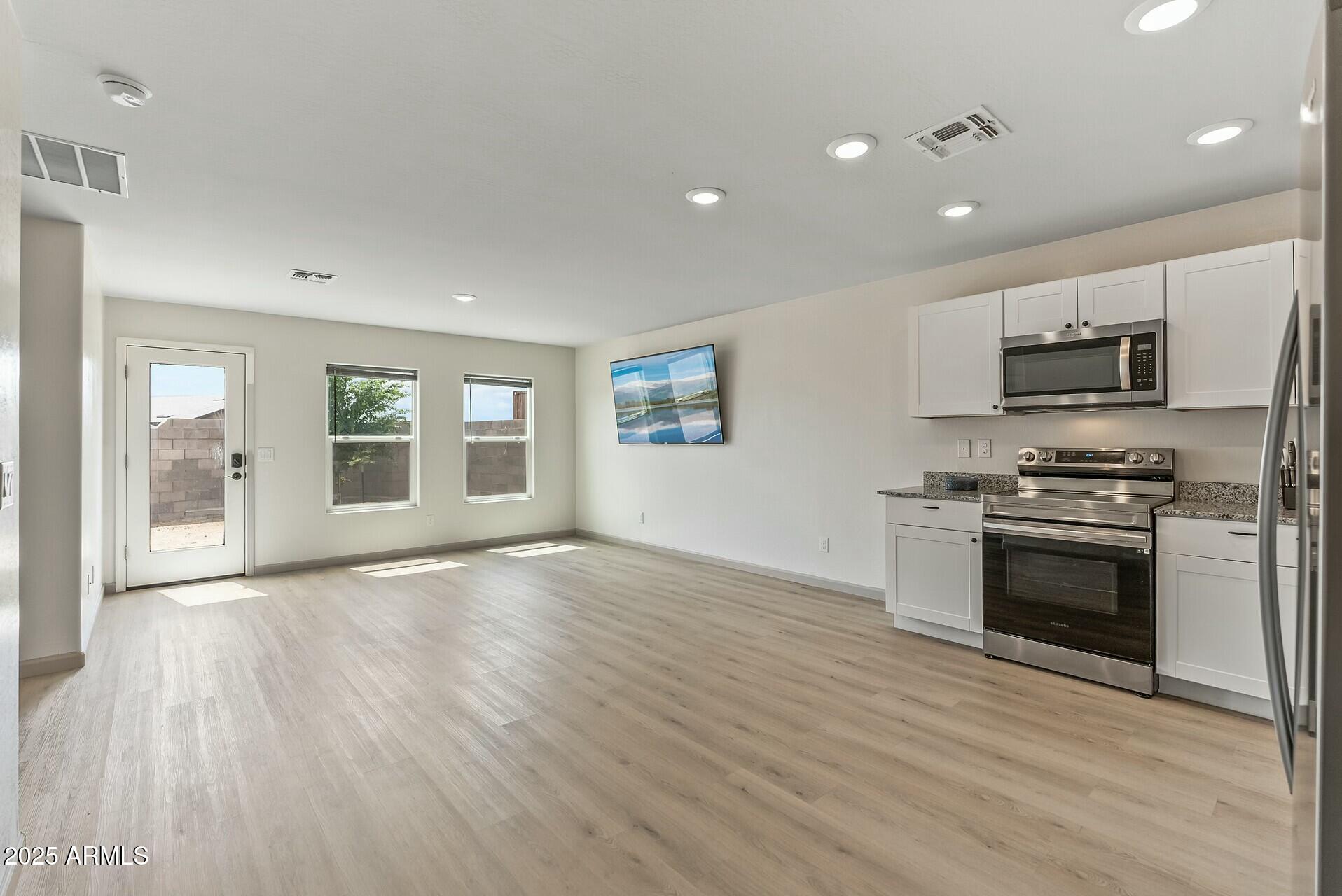 459 BRANDEIS Drive
