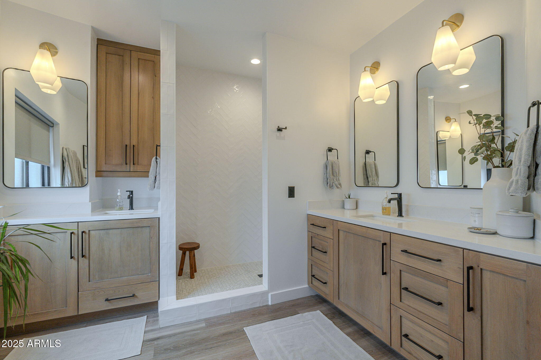 3635 N 68TH Street, 3