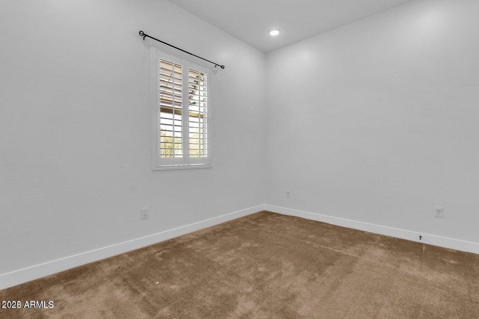 6565 E THOMAS Road, 1090