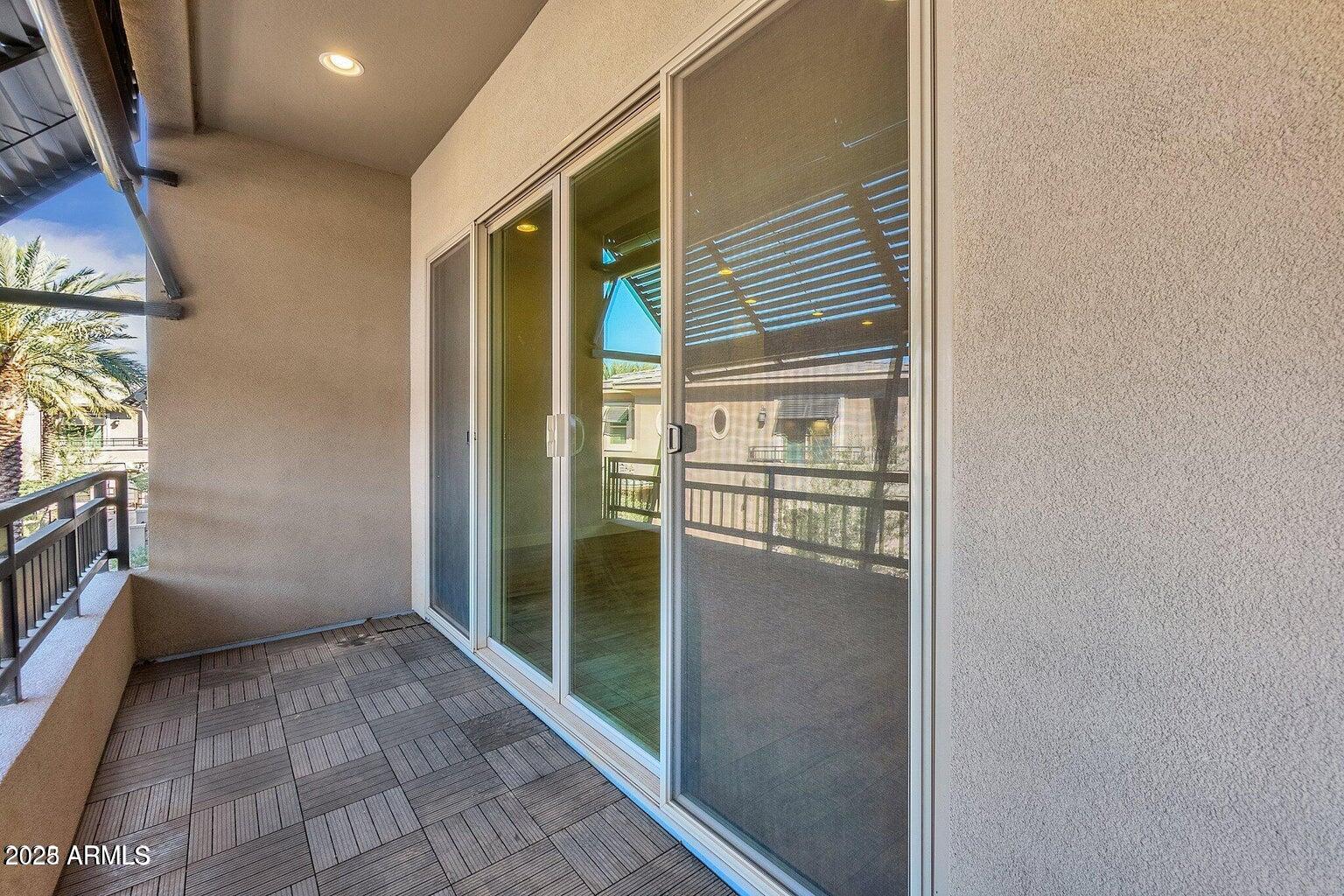 6565 E THOMAS Road, 1090