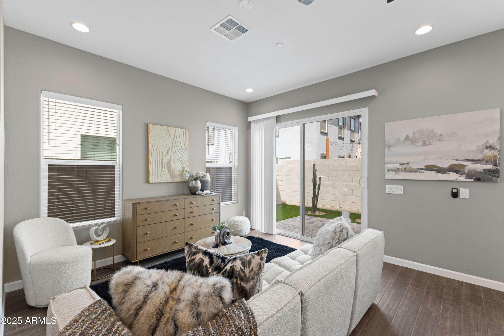 4344 E Granada Road