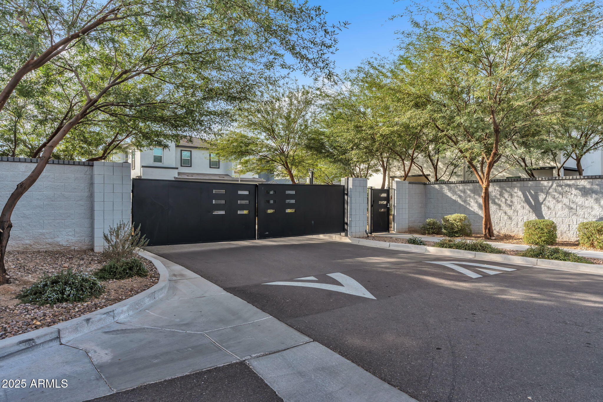 4344 E Granada Road