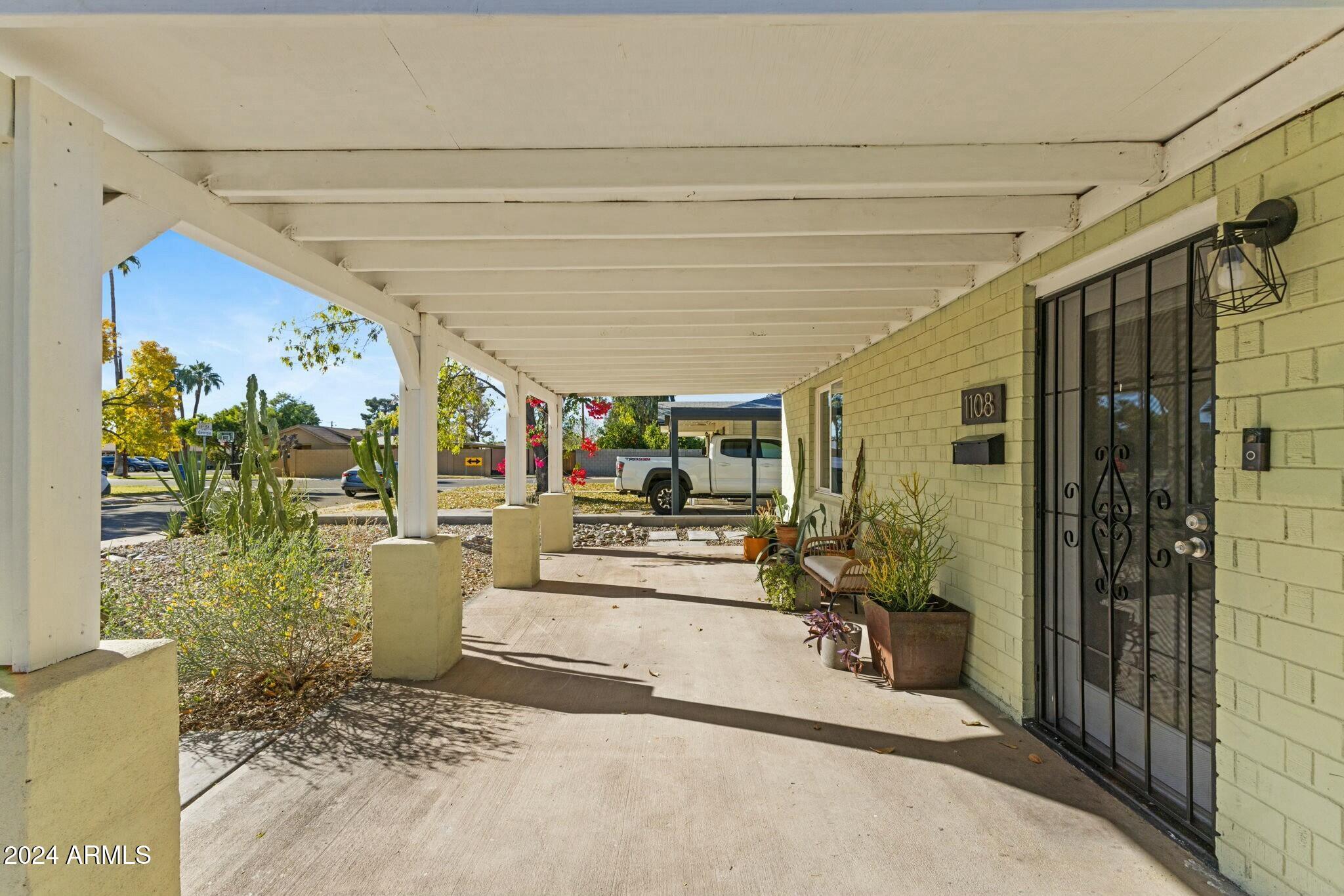 1108 E GEORGIA Avenue