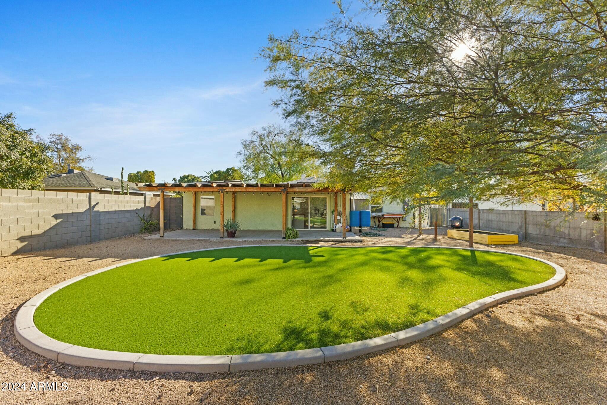 1108 E GEORGIA Avenue