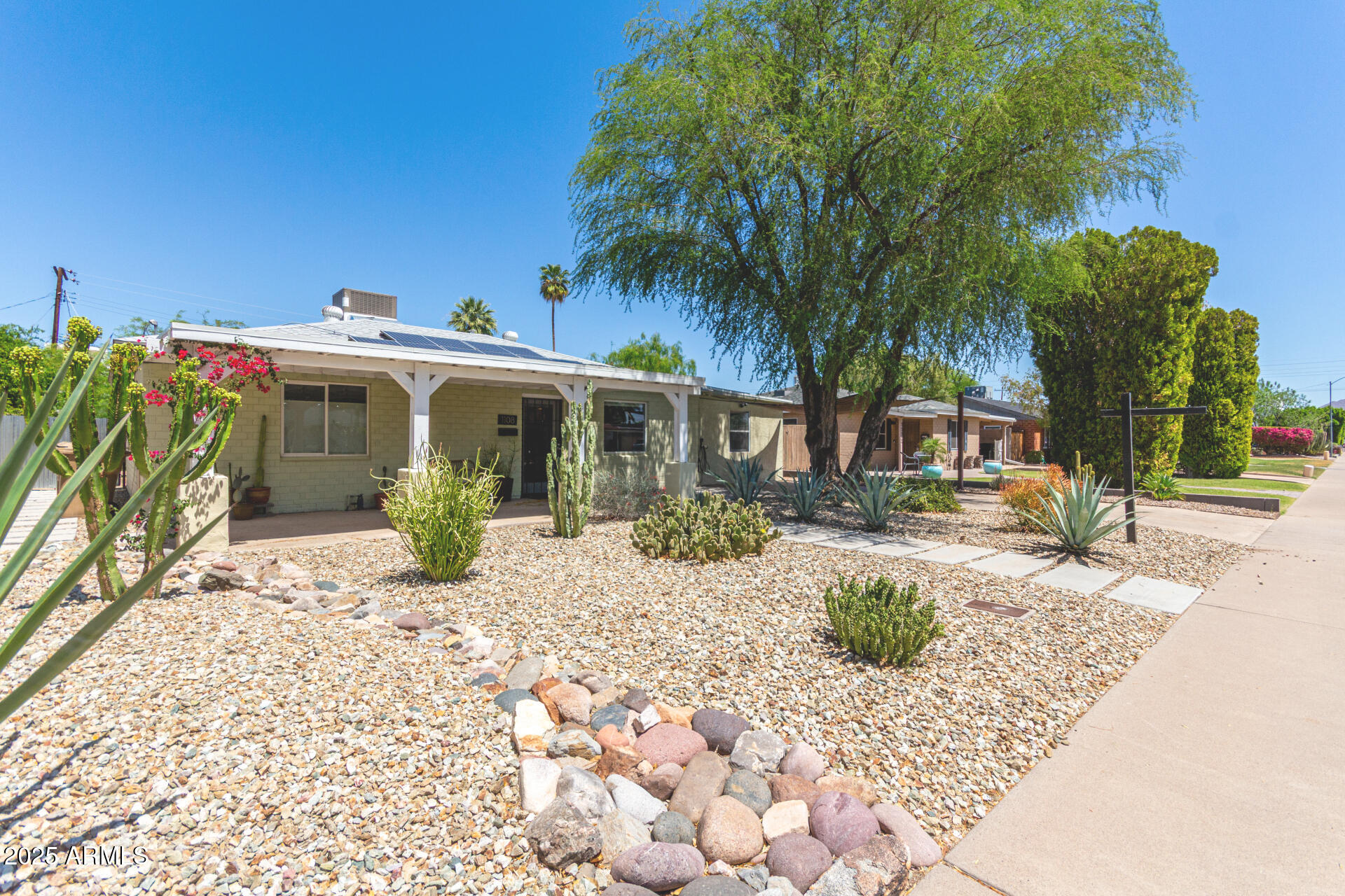 1108 E GEORGIA Avenue