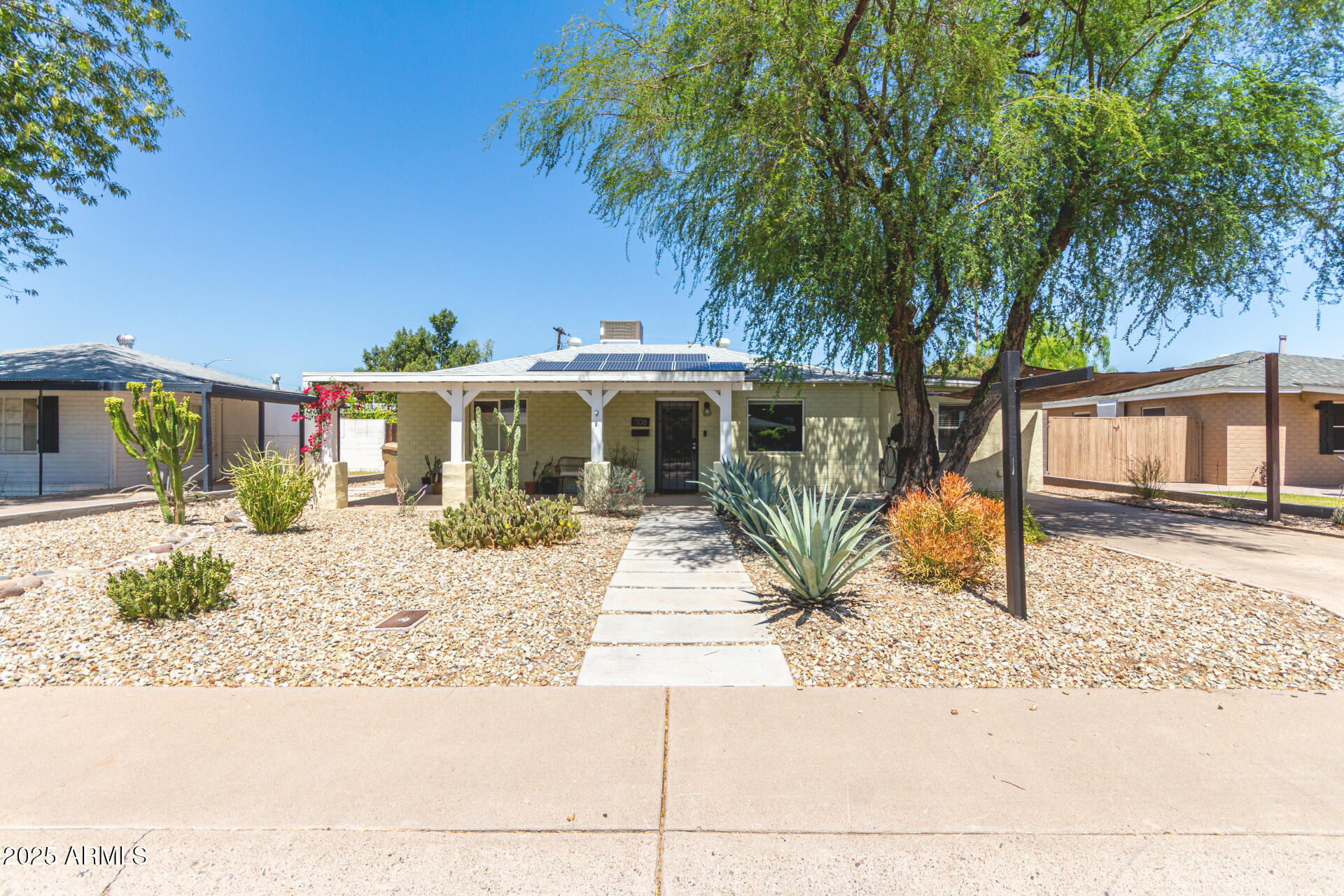 1108 E GEORGIA Avenue