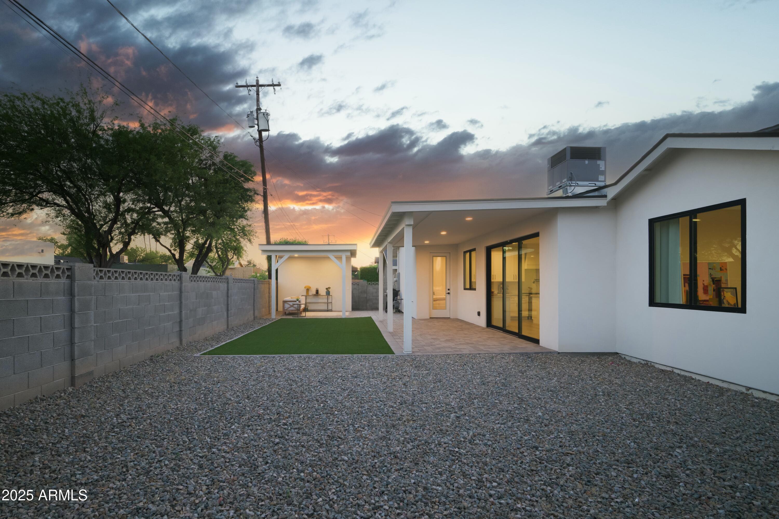3101 E SELLS Drive