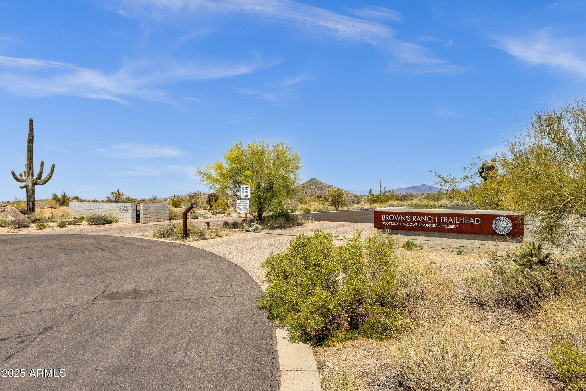 11123 E MONUMENT Drive