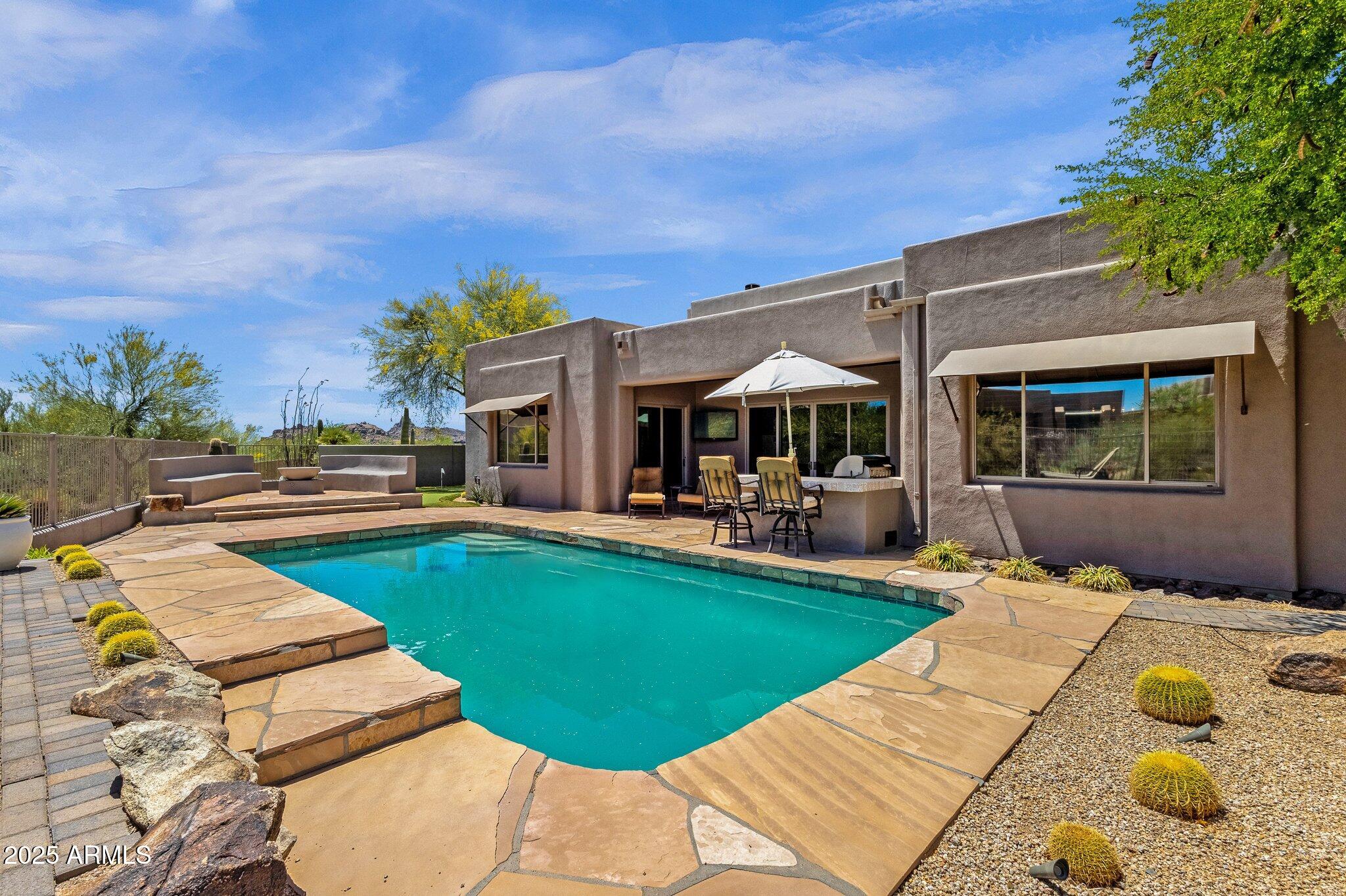 11123 E MONUMENT Drive