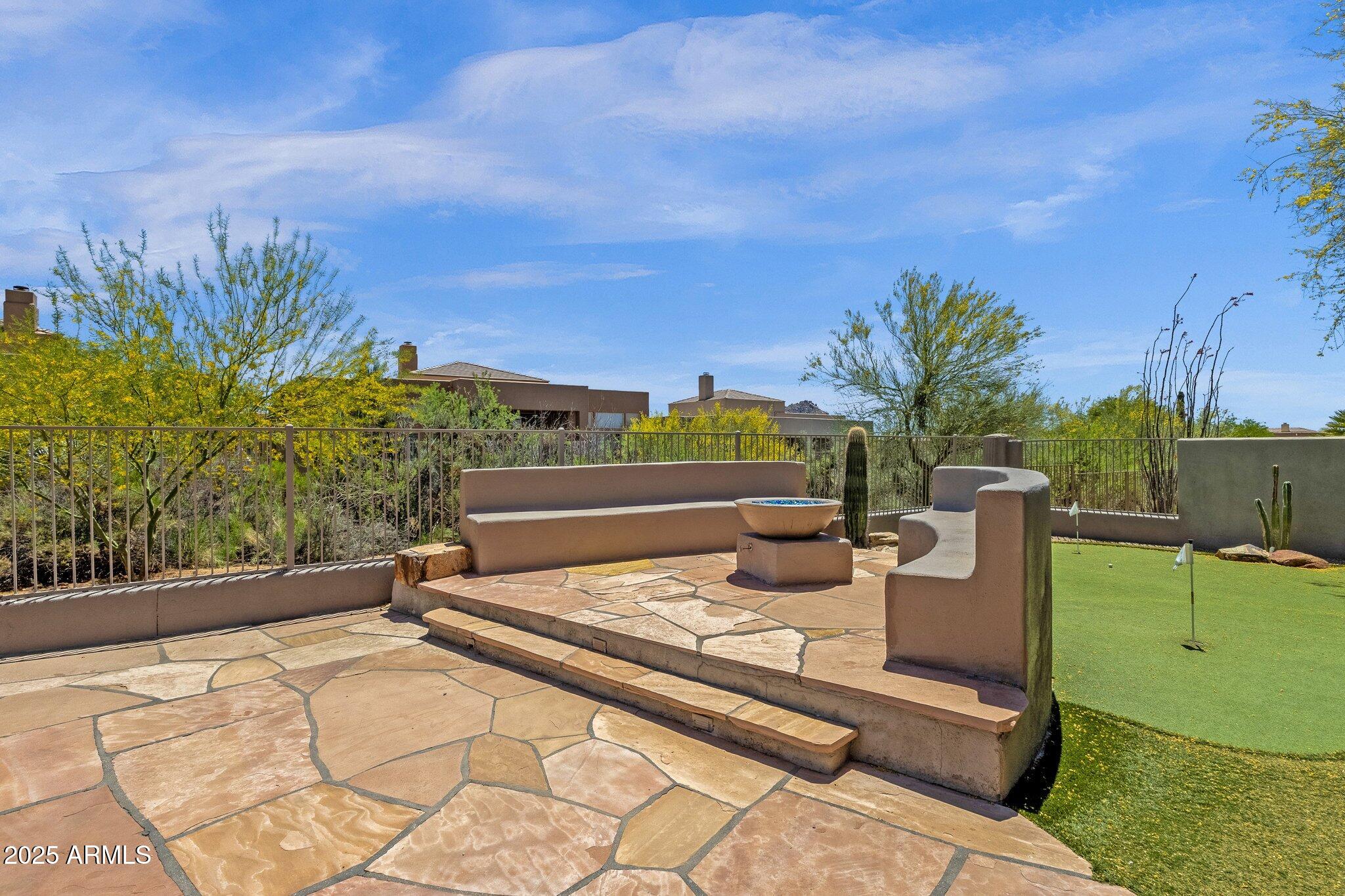 11123 E MONUMENT Drive