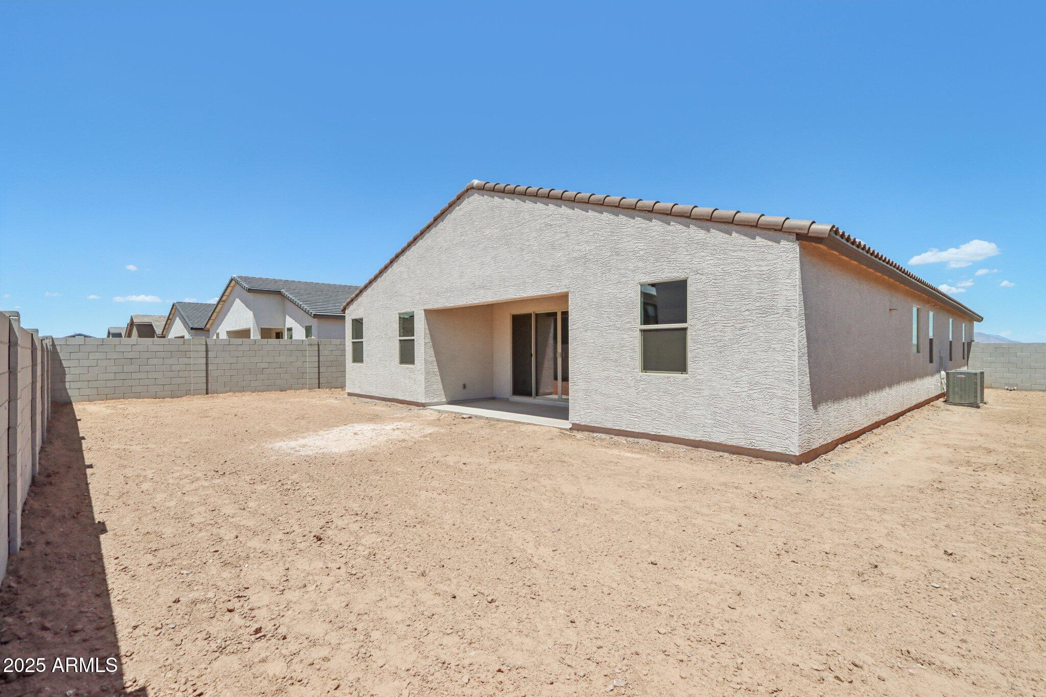 47219 W PECAN WOODS
