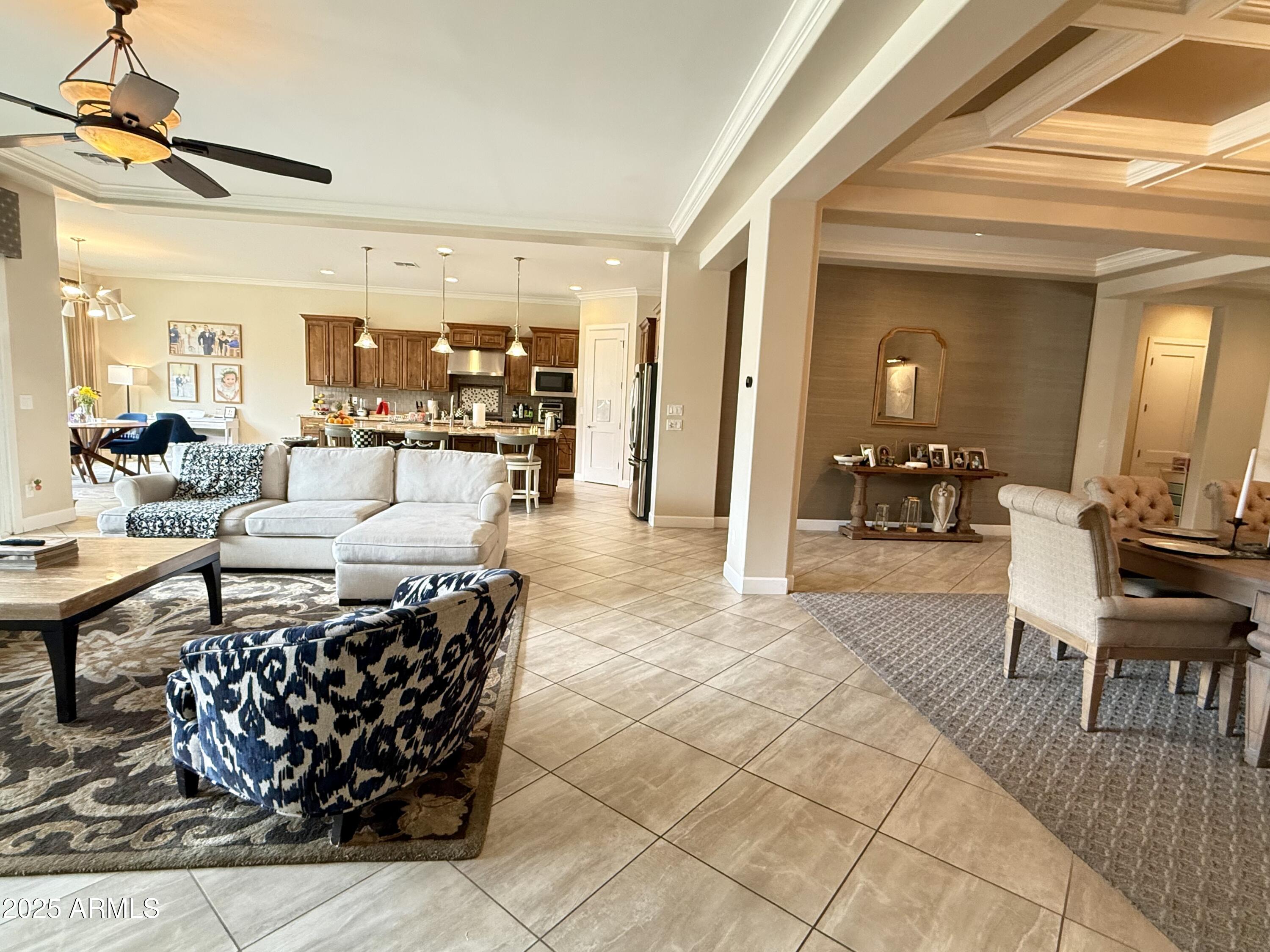 804 W CLAREMONT Street, Phoenix