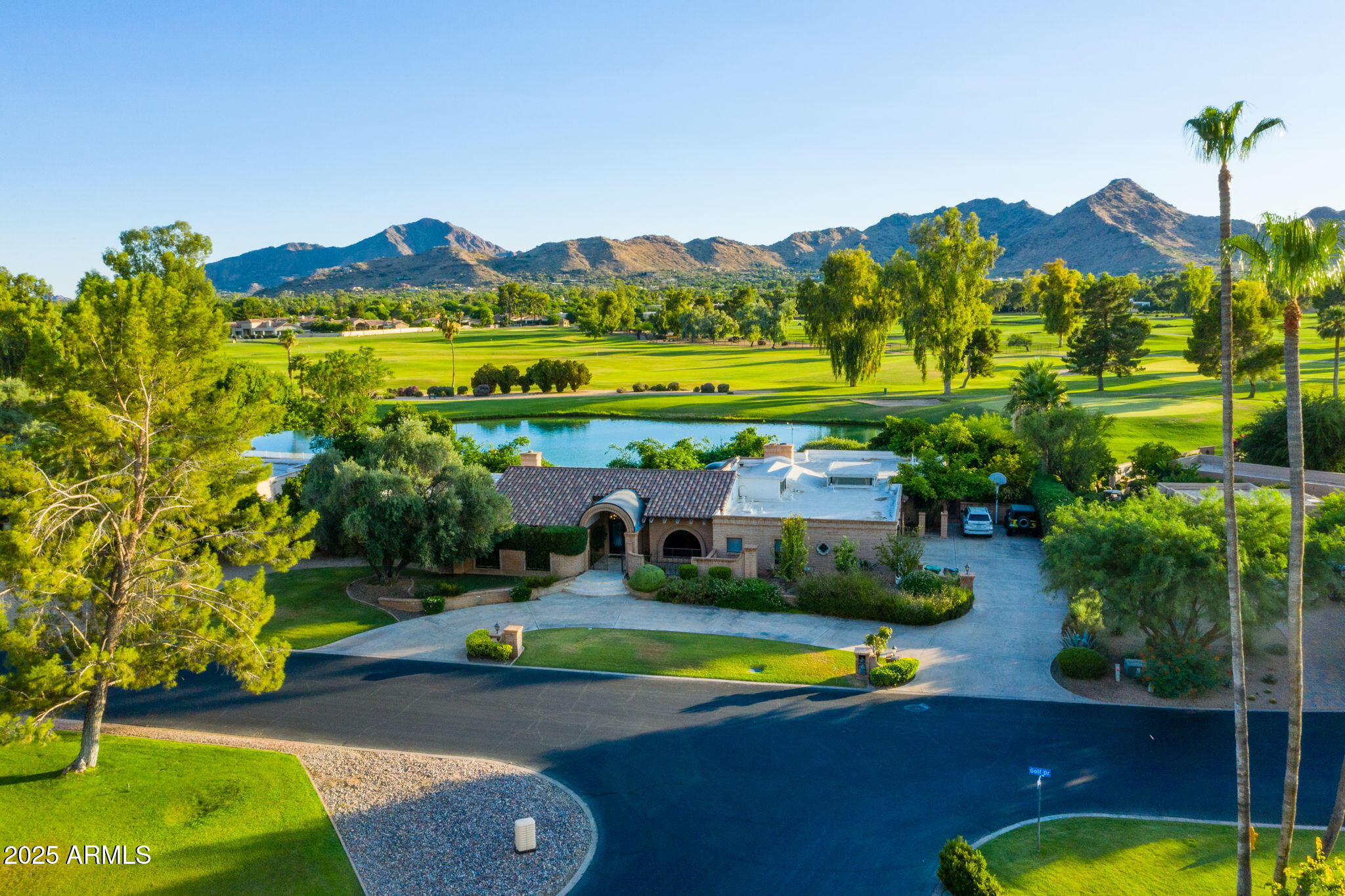 8312 N GOLF Drive