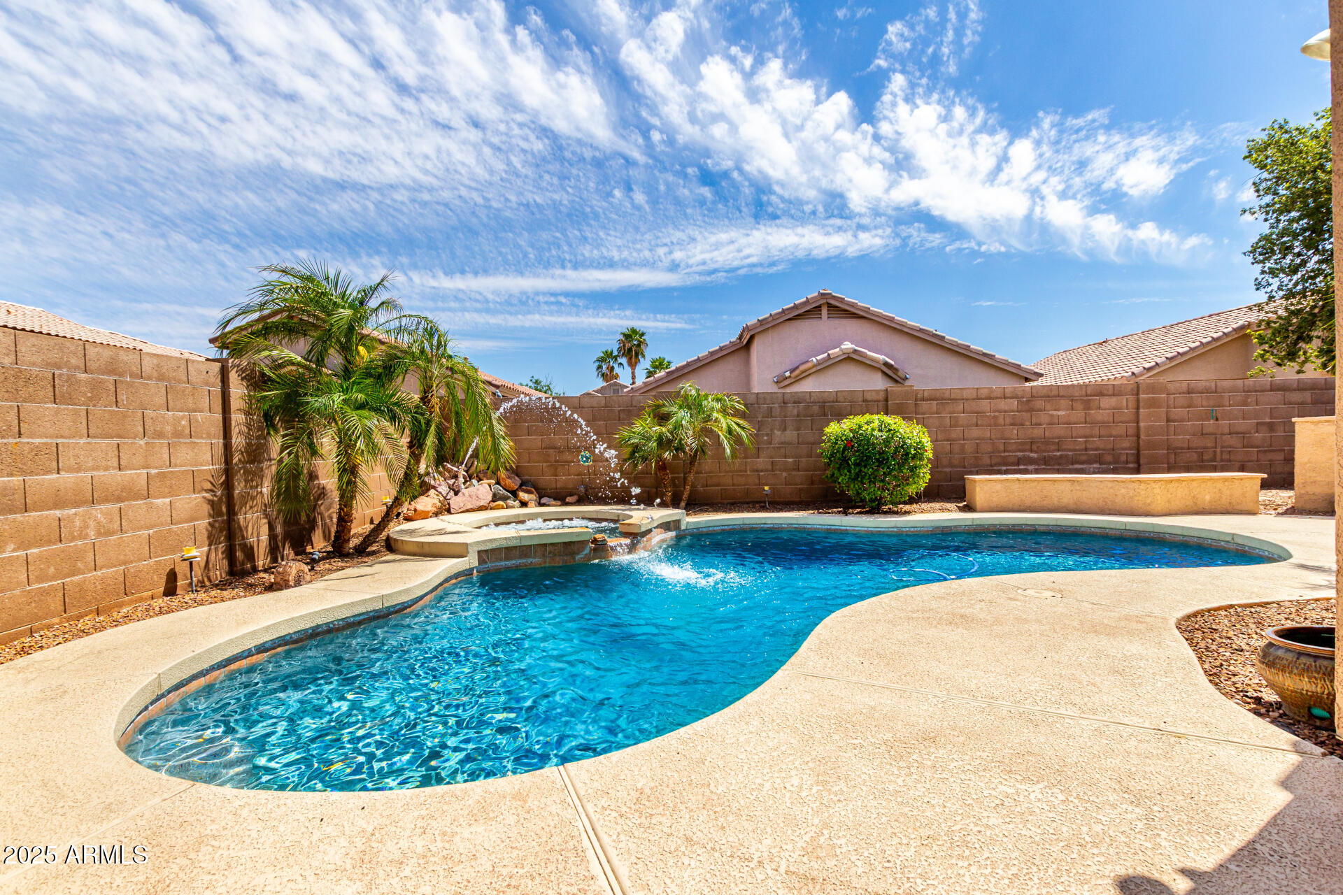 2503 E CAMELLIA Drive