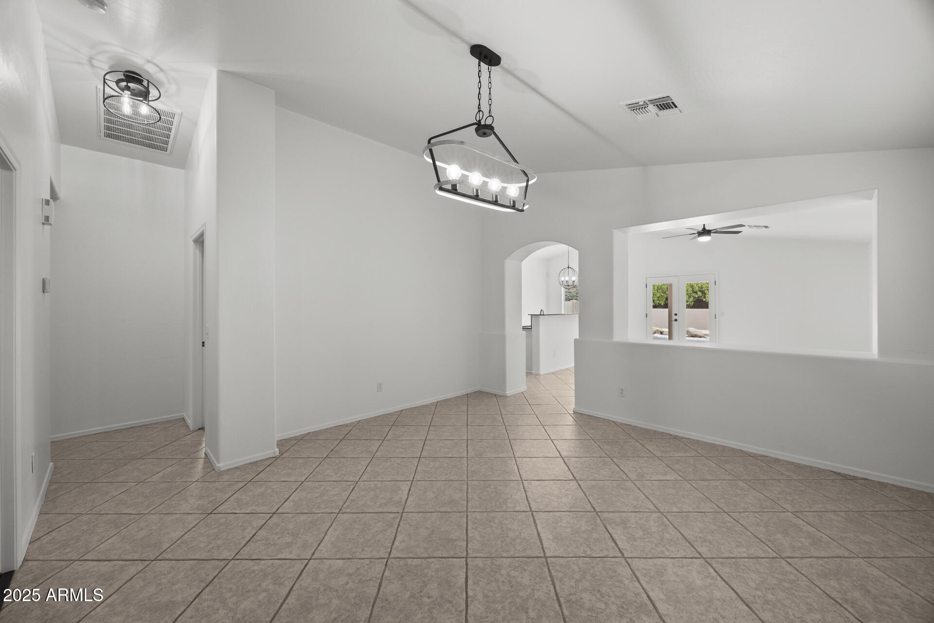 2152 E CASITAS DEL RIO Drive