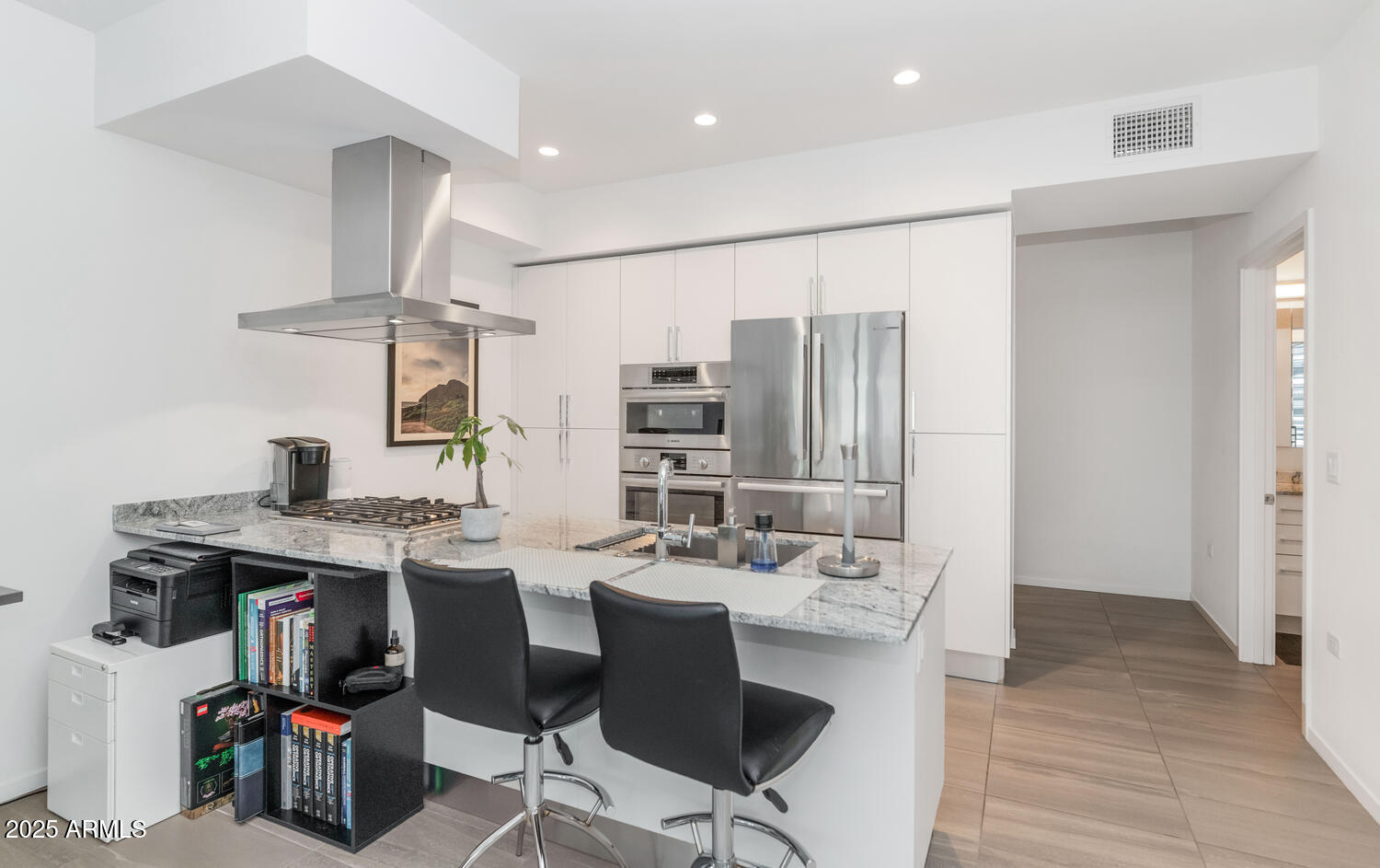 7180 E KIERLAND Boulevard, 806