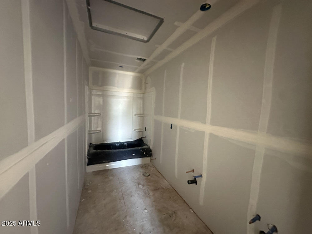 2325 E HOMESTEADER Road