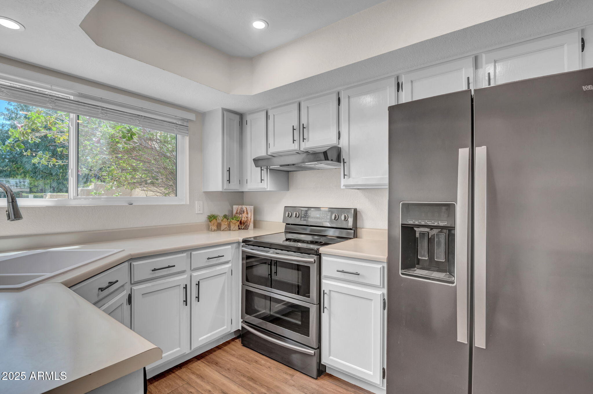 10235 N 31ST Street, 15